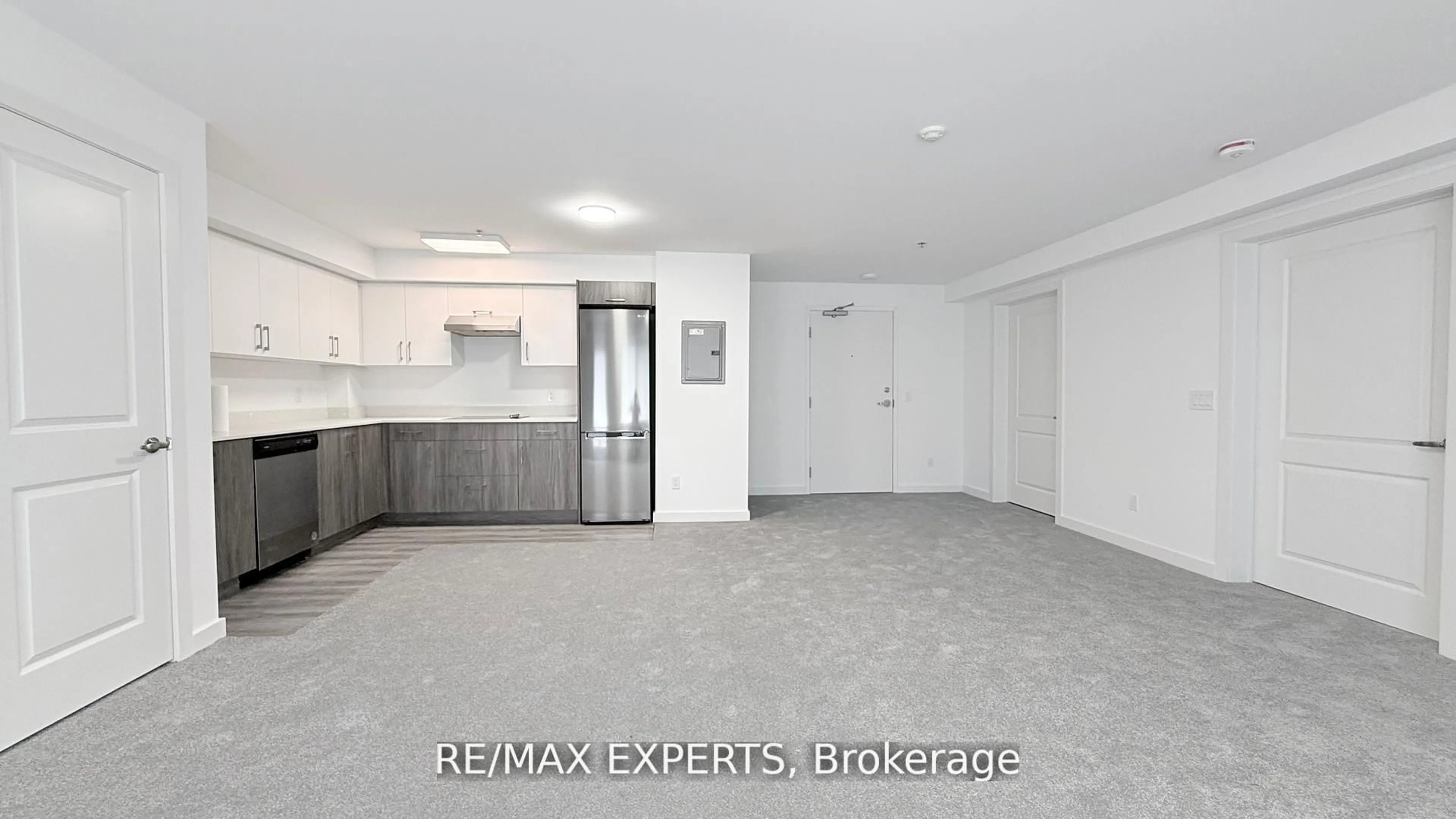 Unknown for 45 Connaught Ave #302, Toronto Ontario M4L 2V8