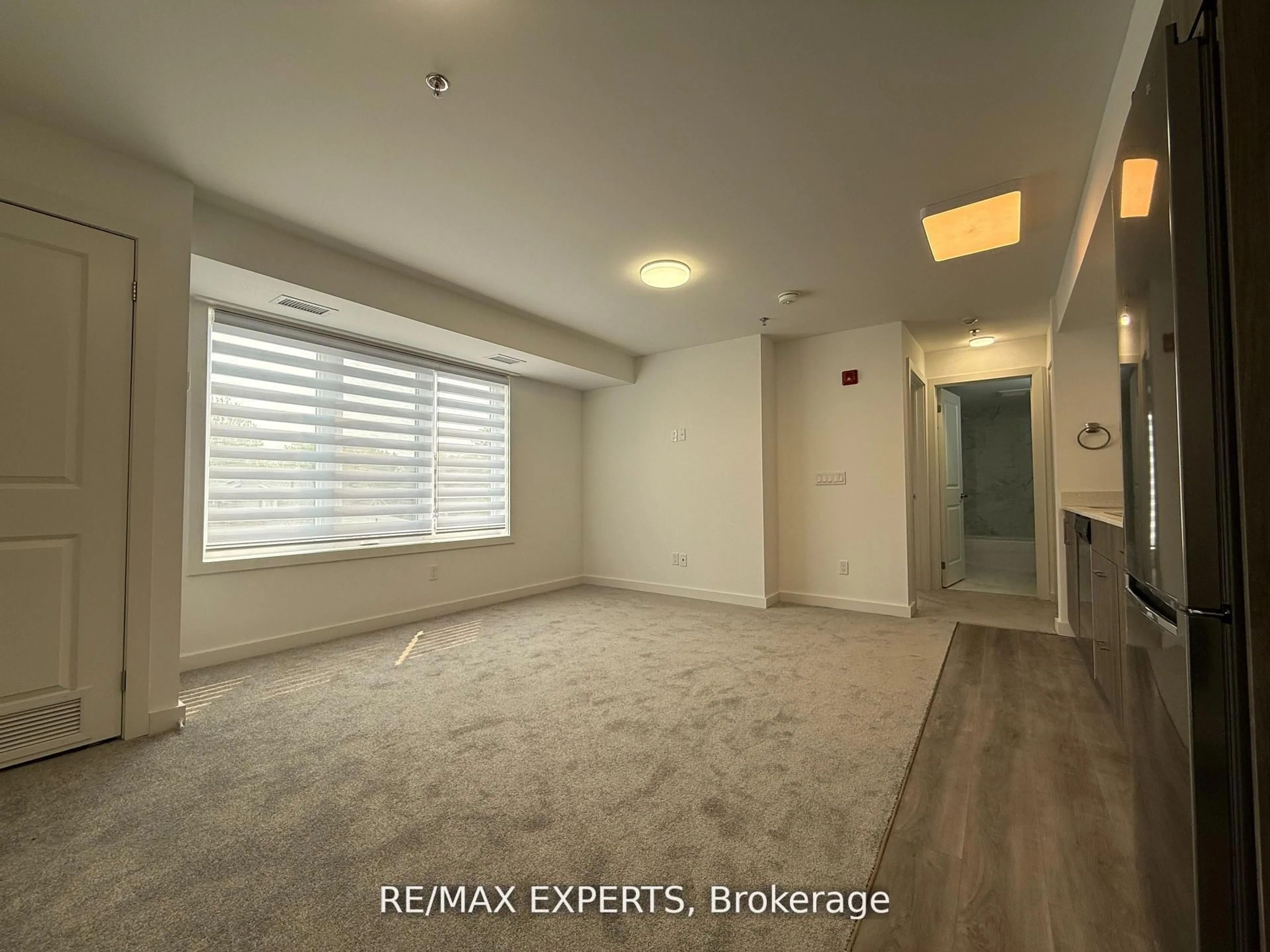 A pic of a room for 45 Connaught Ave #403, Toronto Ontario M4L 2V8