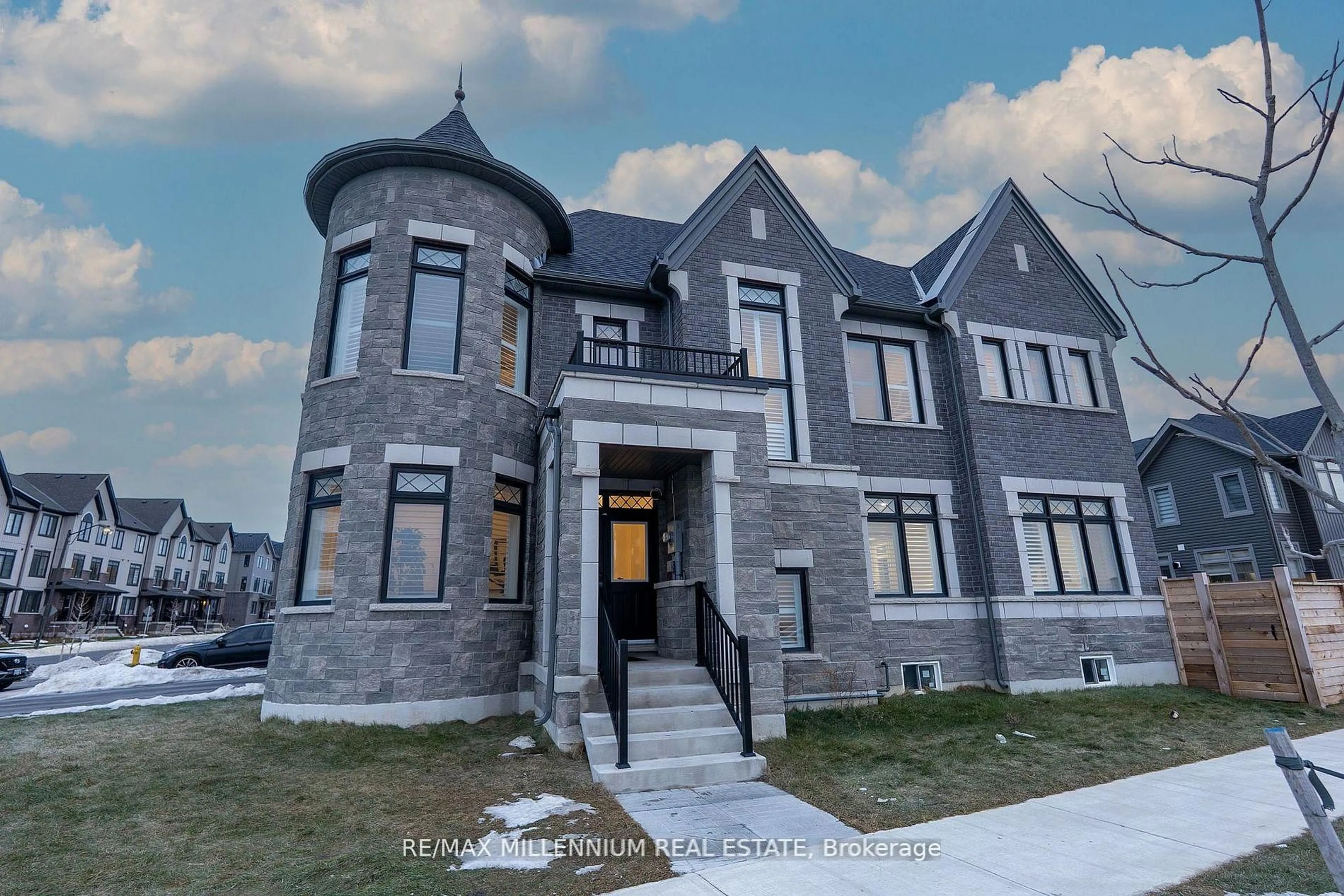 Home with brick exterior material, building for 1011 Dyas Ave, Oshawa Ontario L1L 0V4