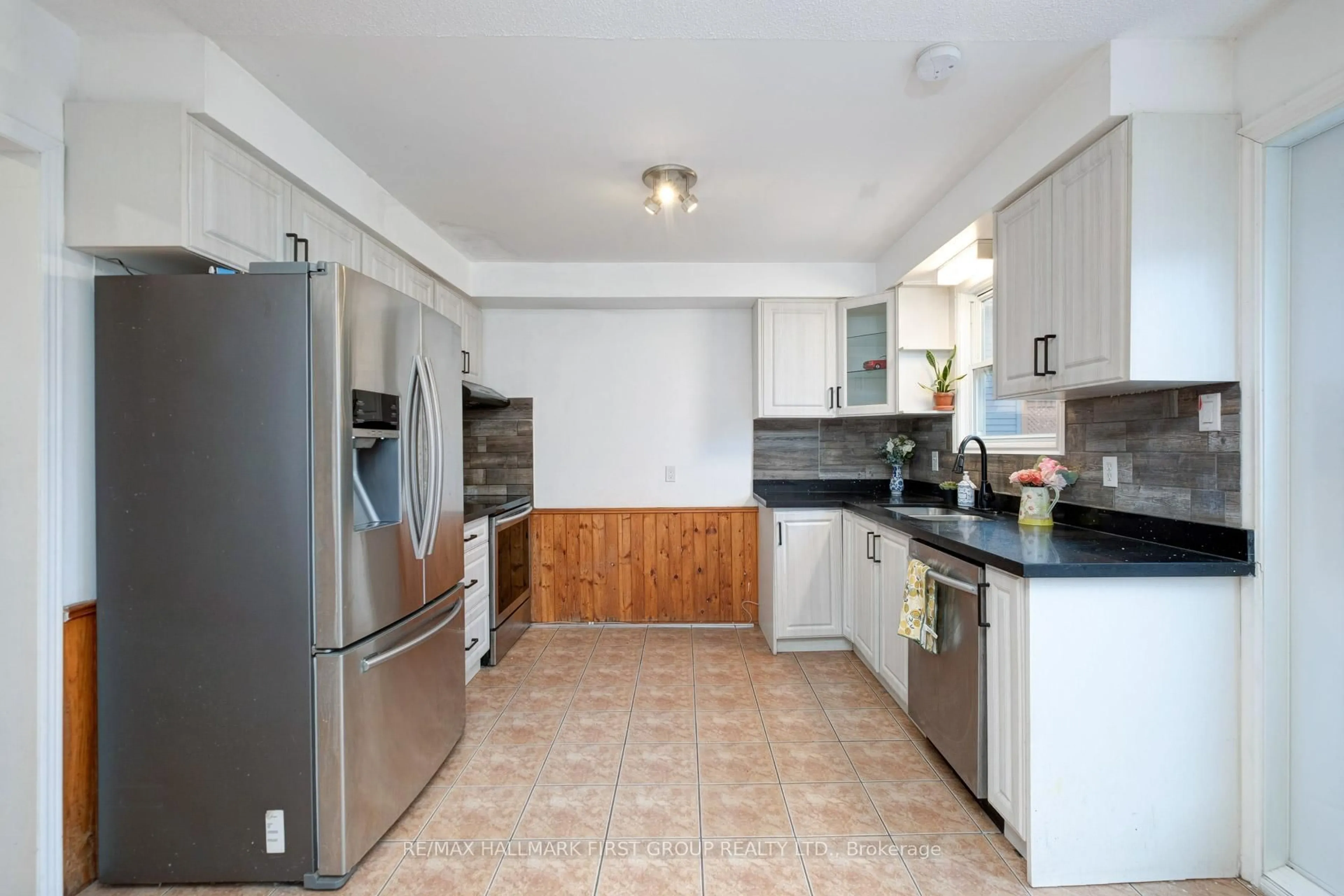 Unknown for 1456 Valley Dr, Oshawa Ontario L1J 7Z3