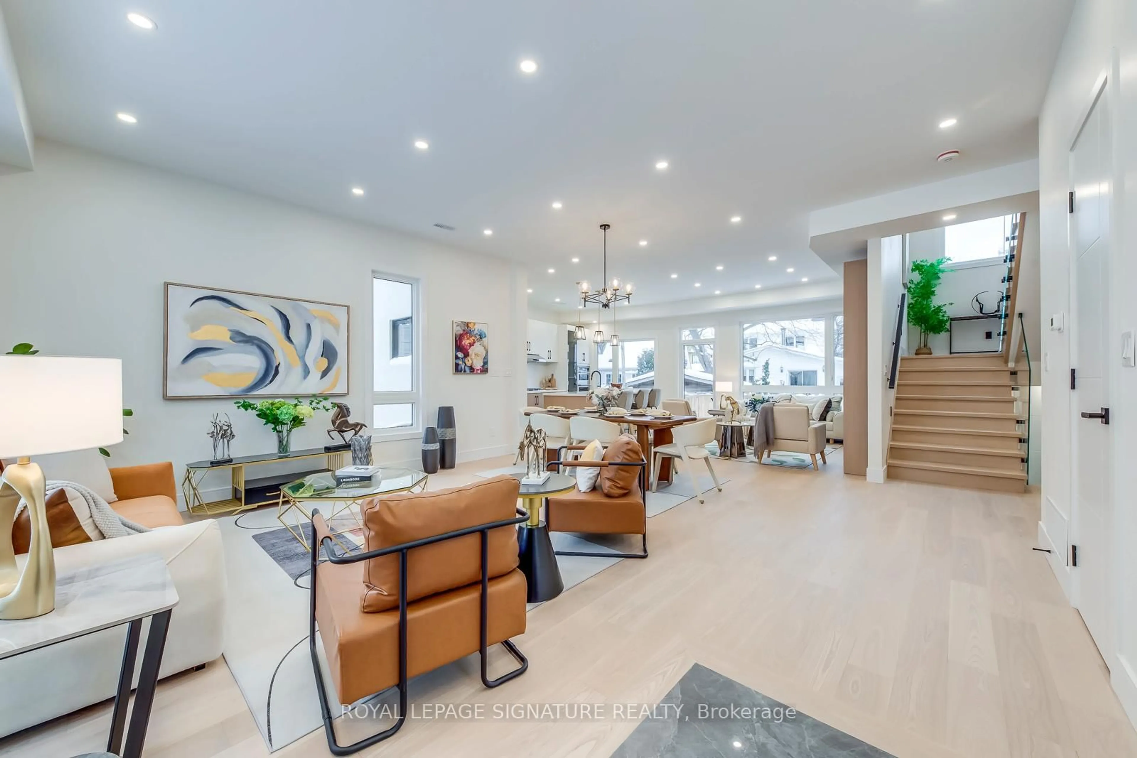 Unknown for 24 Merritt Rd, Toronto Ontario M4B 3K5