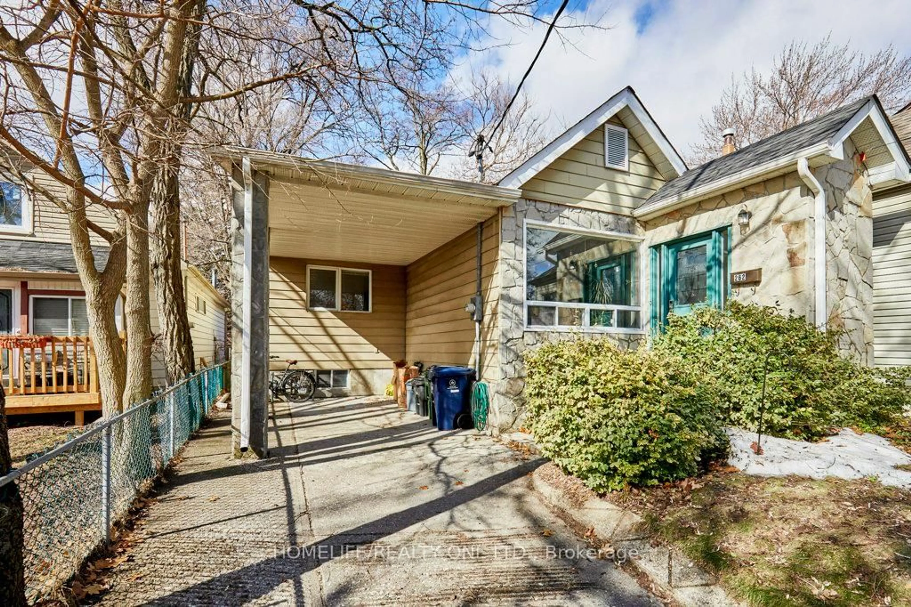 Unknown for 262 Glebemount Ave, Toronto Ontario M4C 3T8