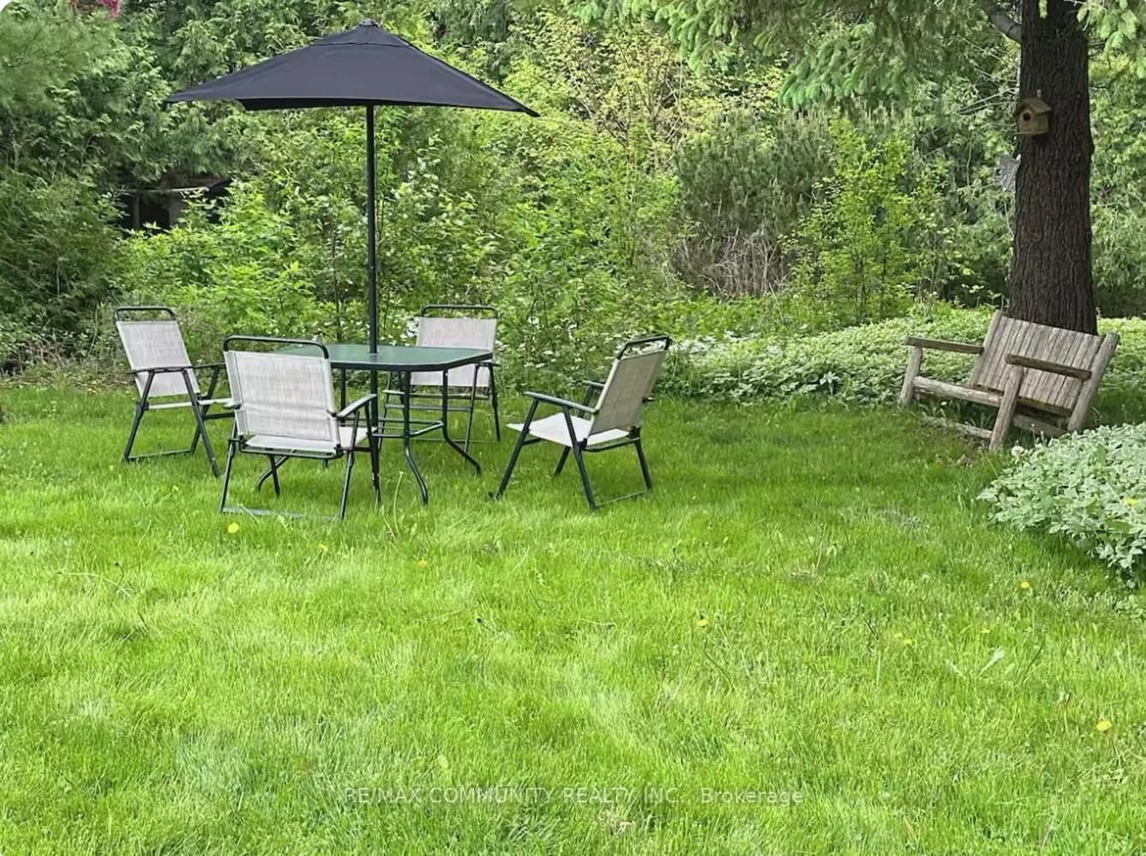 Patio, forest/trees view for 992 Church St, Ajax Ontario L1T 4W3