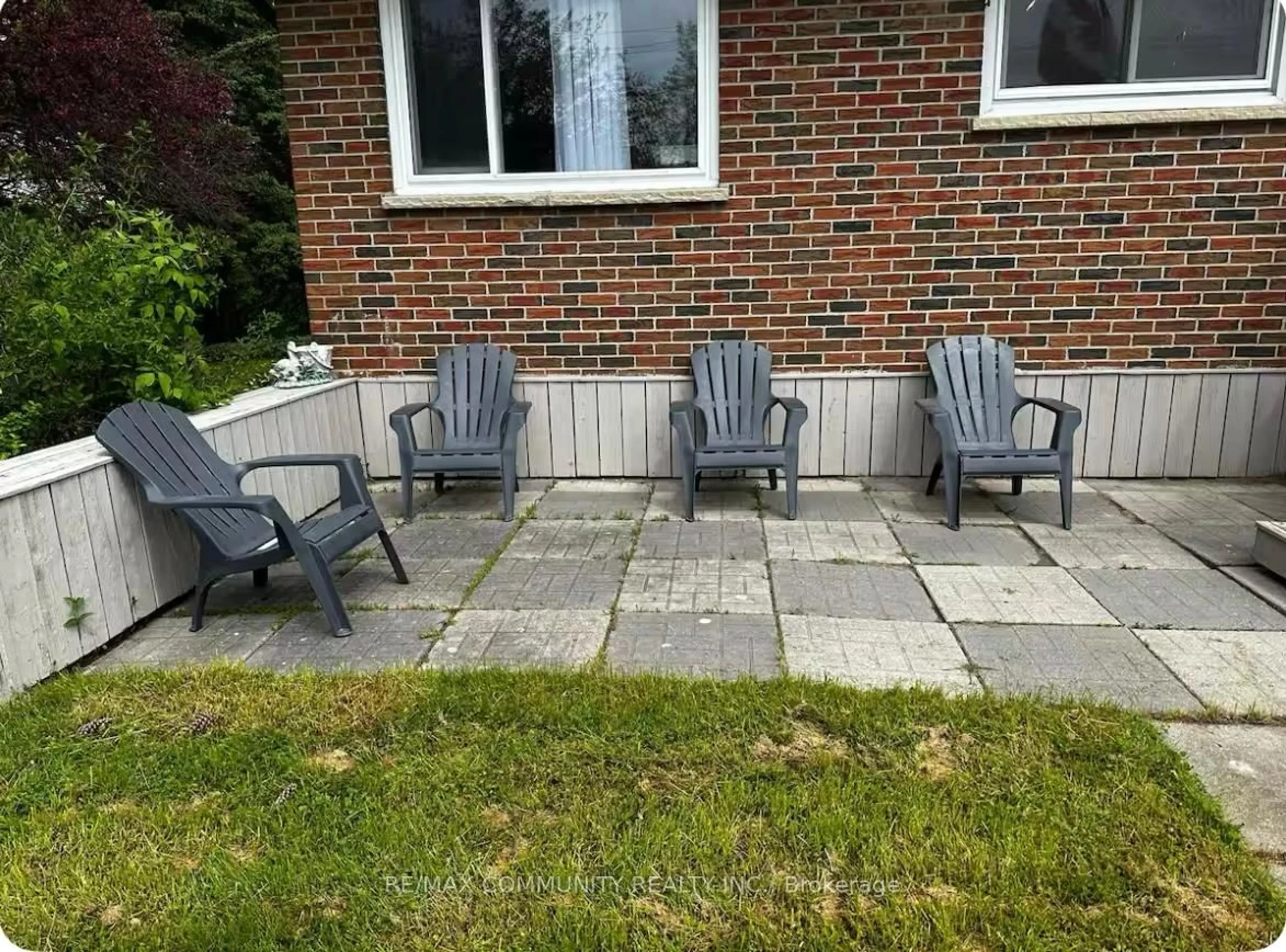 Patio, street for 992 Church St, Ajax Ontario L1T 4W3