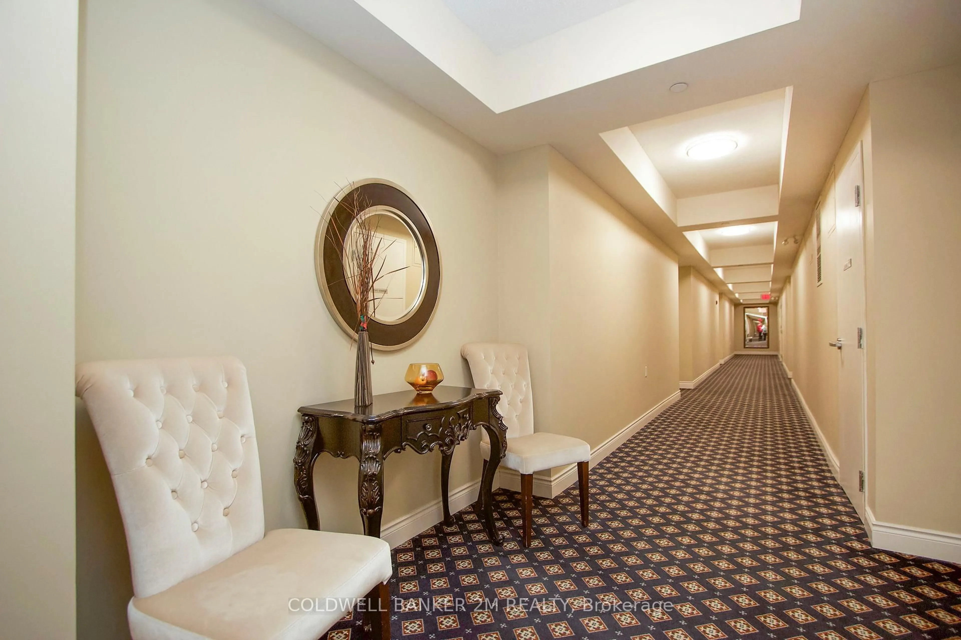 Indoor foyer for 171 Shanly St #507, Scugog Ontario L9L 0A3