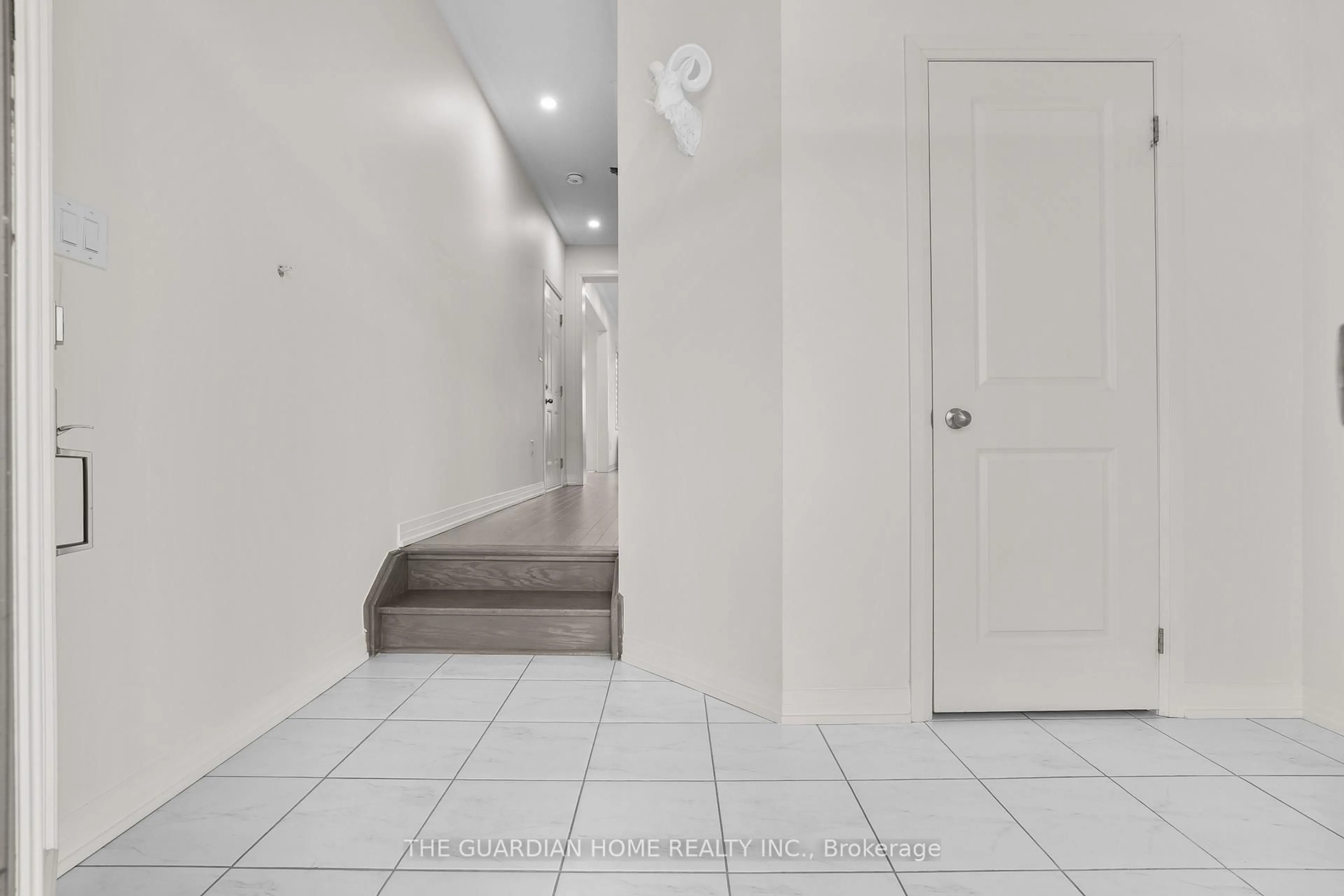 Unknown for 50 Cryderman Lane, Clarington Ontario L1C 1Z8