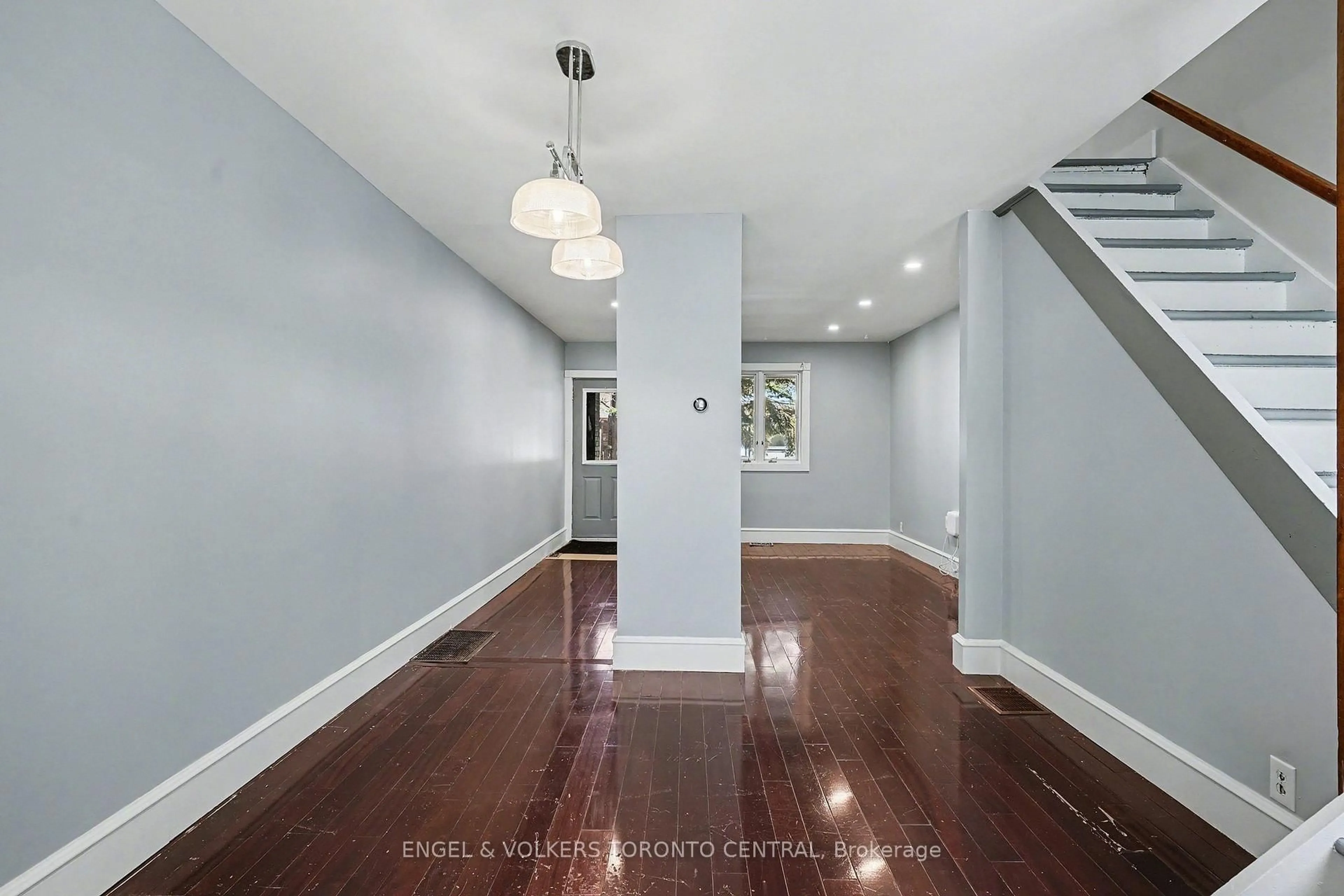 Unknown for 179 Coleman Ave, Toronto Ontario M4C 1P9