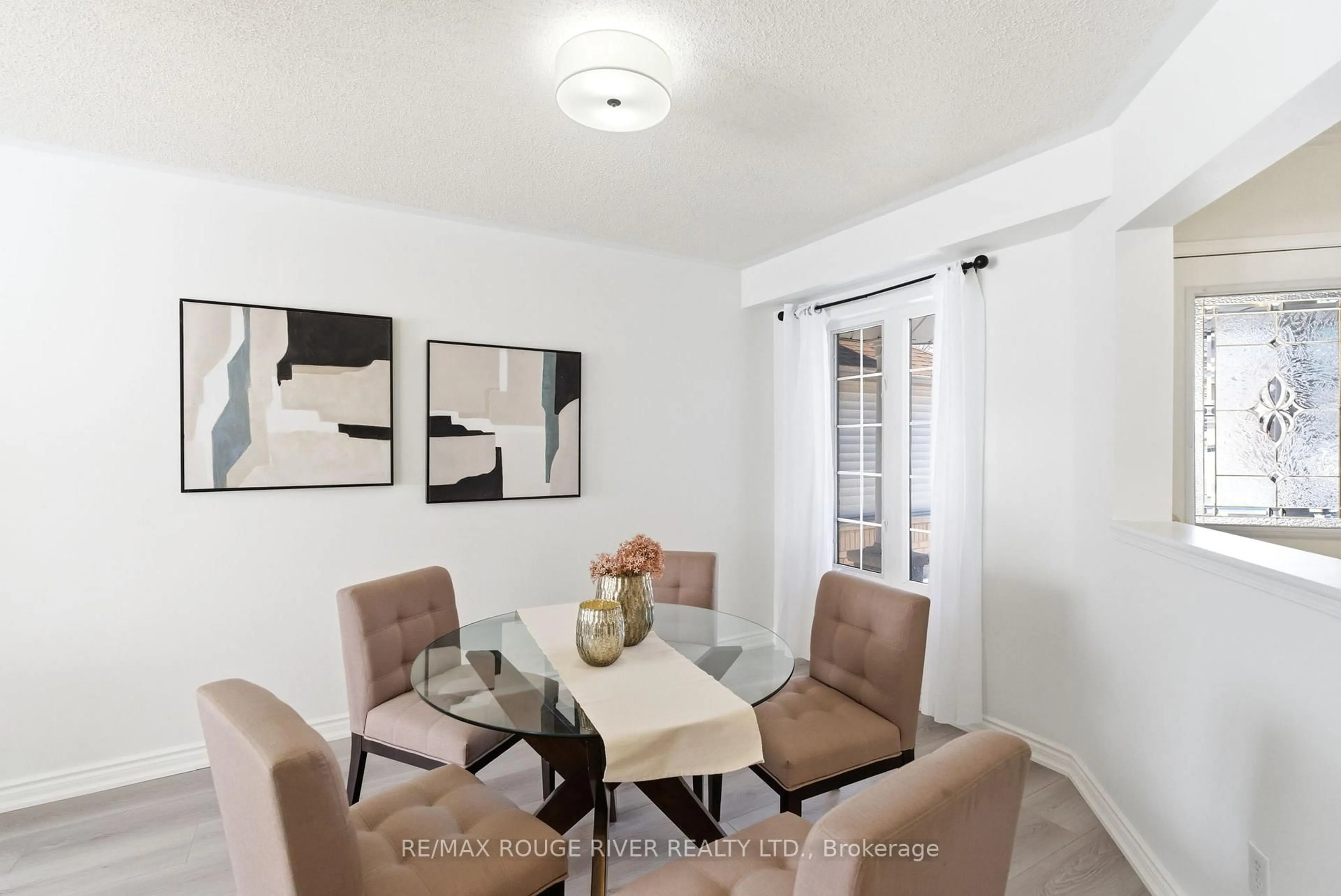 Dining room, unknown for 82 Havenwood Pl, Whitby Ontario L1N 9V7