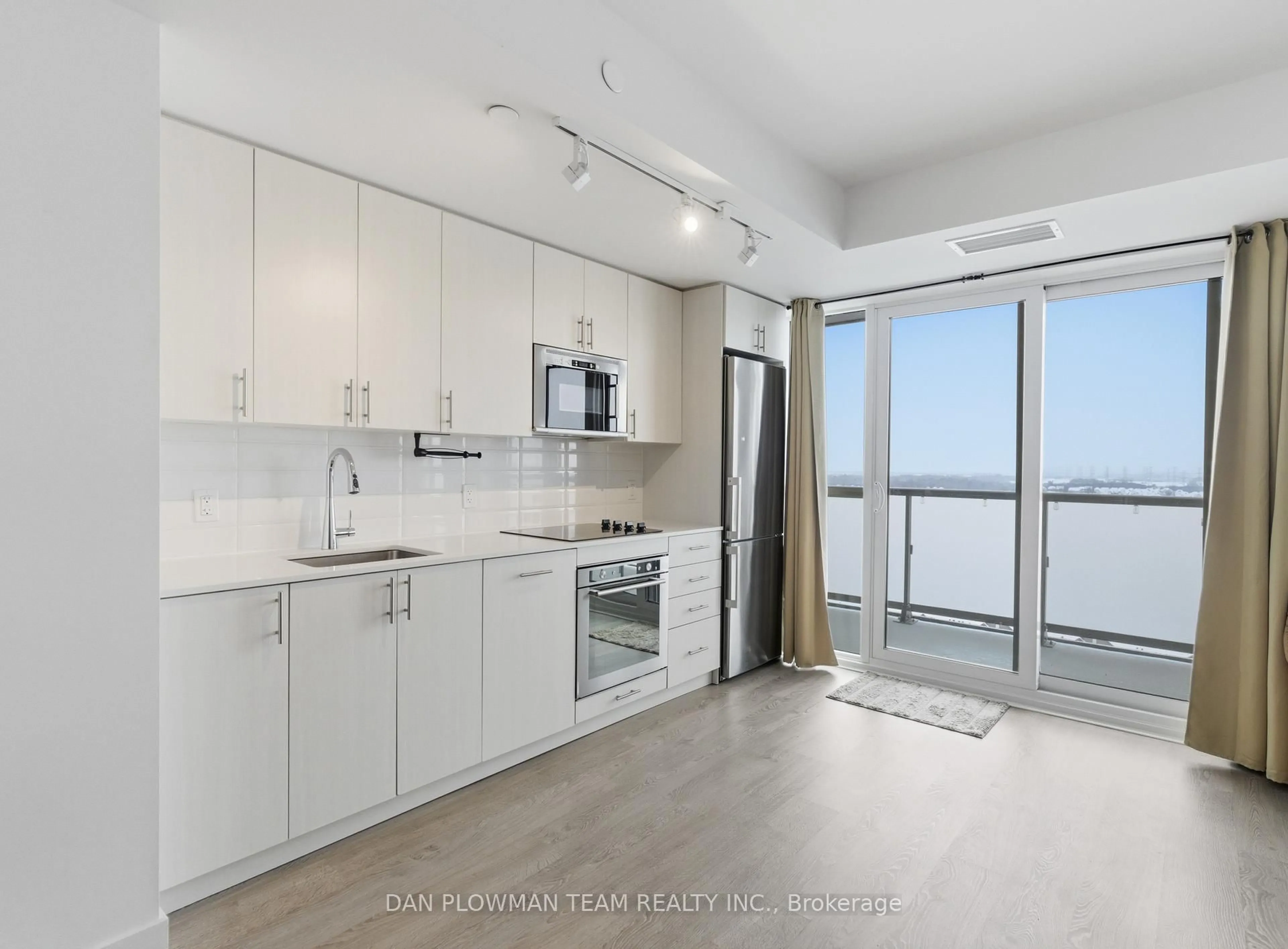 Open concept kitchen, unknown for 2550 Simcoe St #1121, Oshawa Ontario L1R 0R5