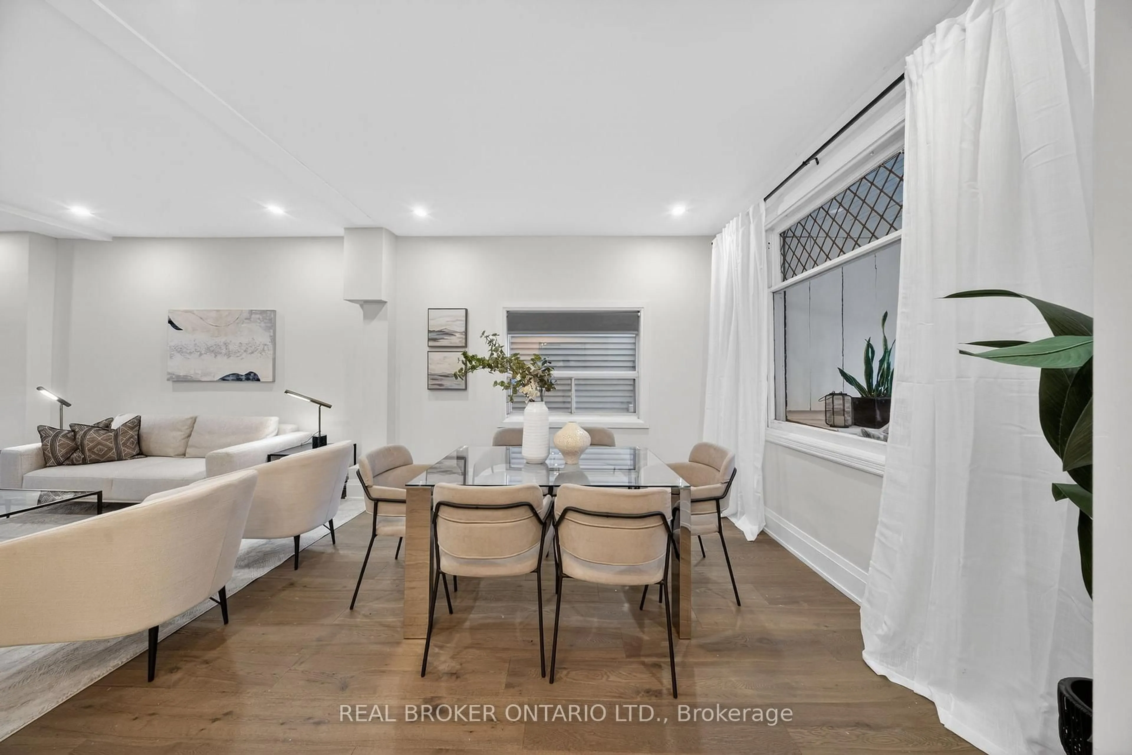 Open concept kitchen, unknown for 143 Parkmount Rd, Toronto Ontario M4J 4V3