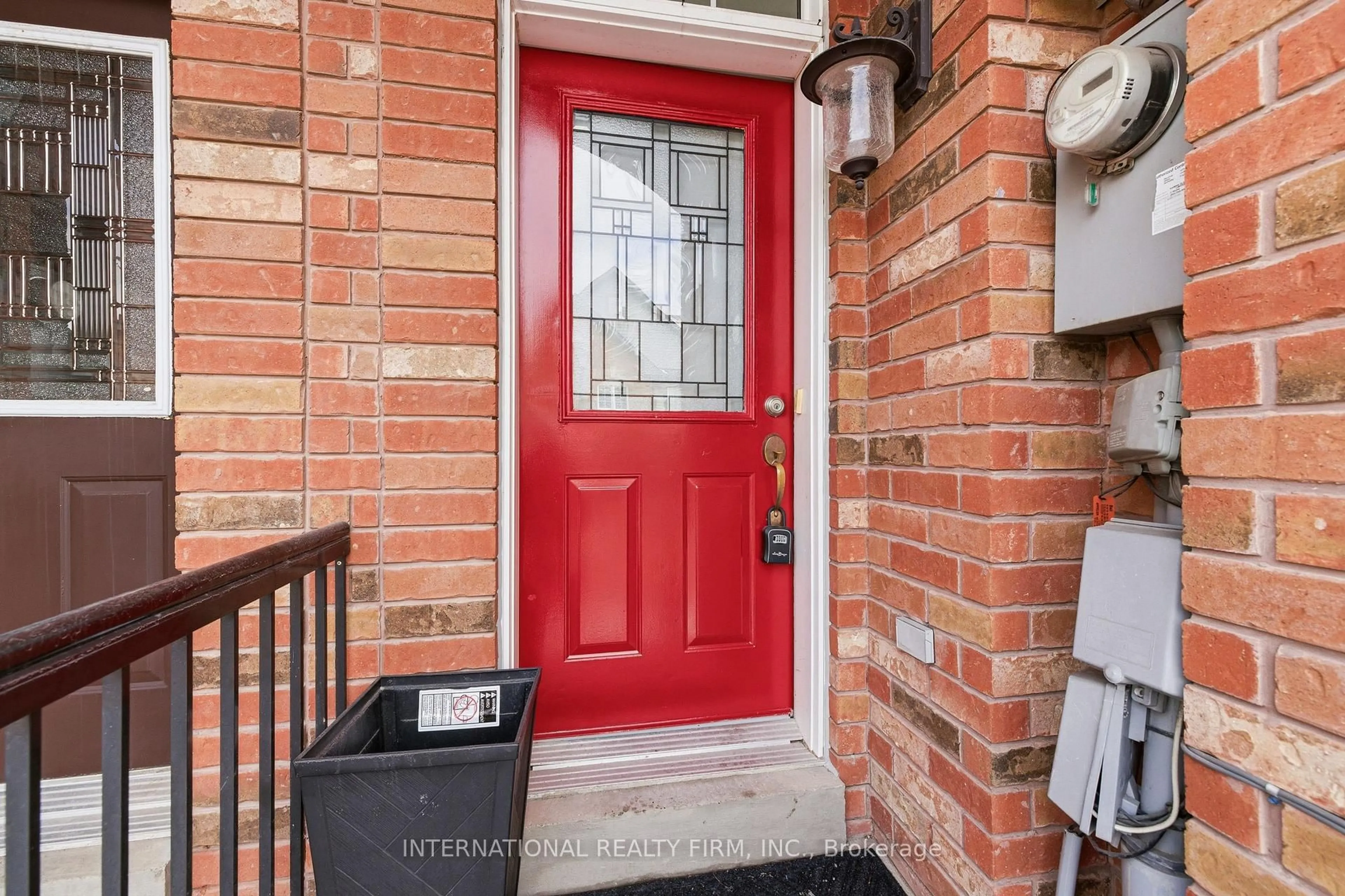 Indoor entryway for 35 Ventura Lane, Ajax Ontario L1T 0C4
