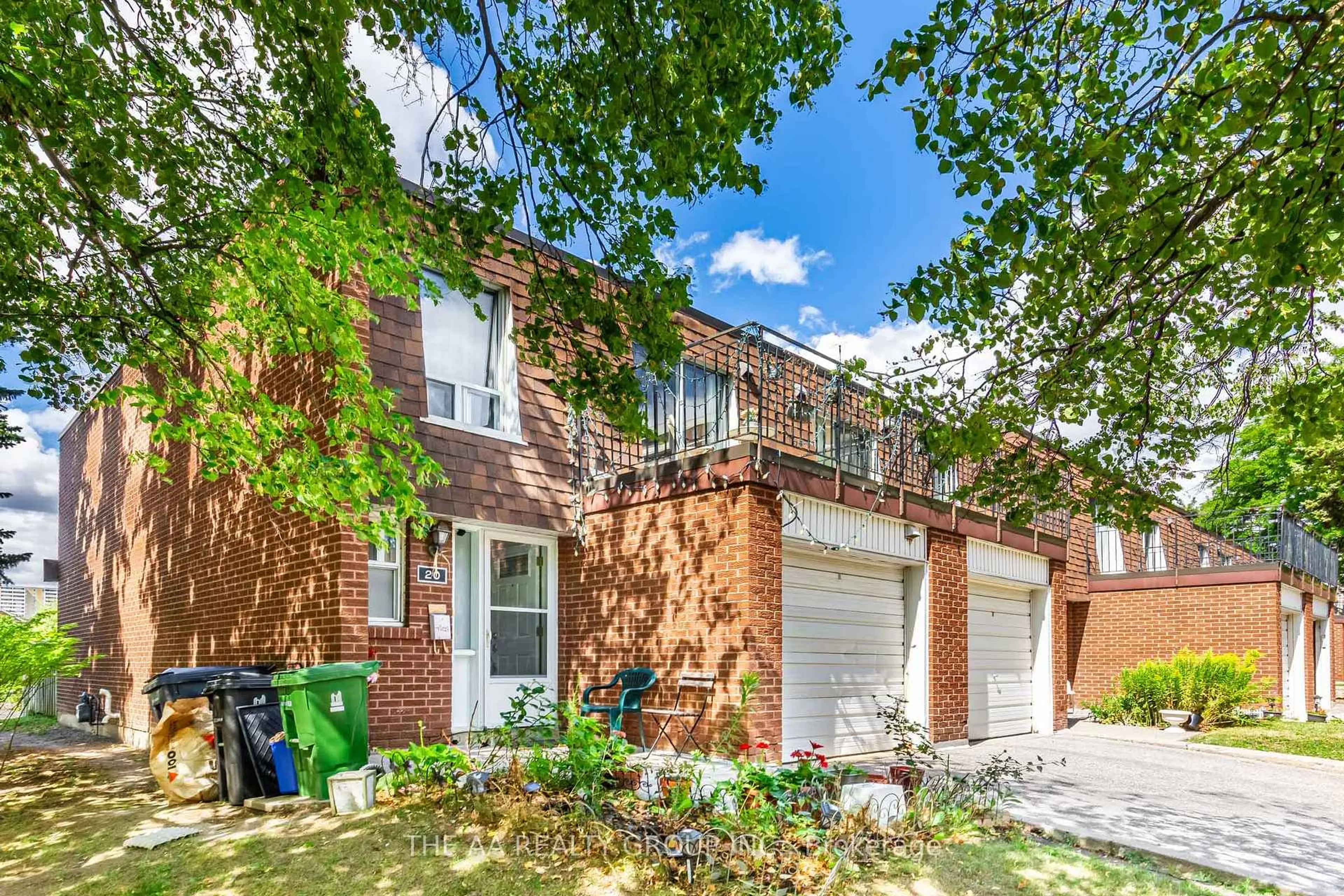 Home with brick exterior material, street for 50 Bridletowne Circ #20, Toronto Ontario M1W 2G8