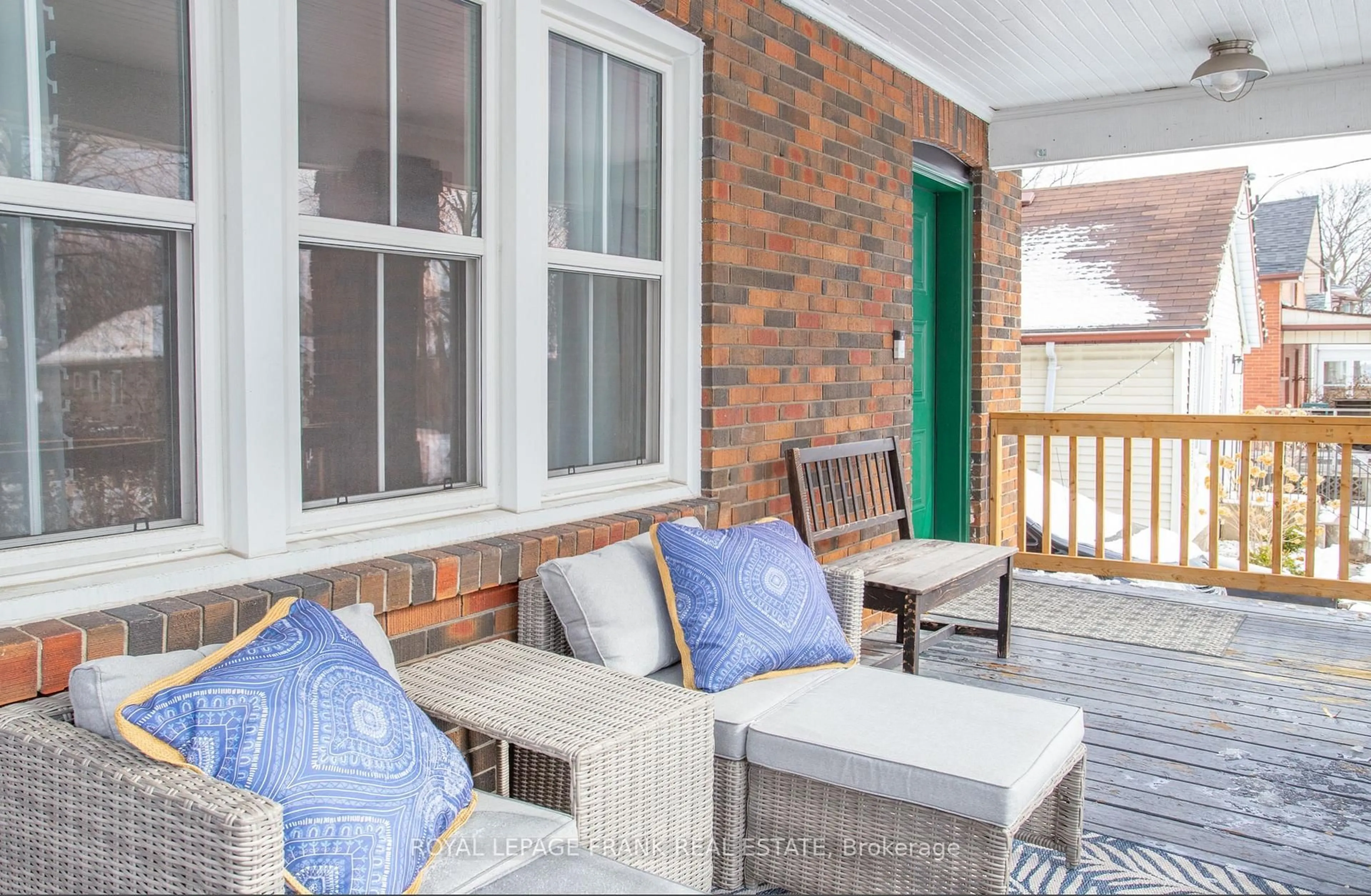 Patio, street for 288 St Eloi Ave, Oshawa Ontario L1H 2N5
