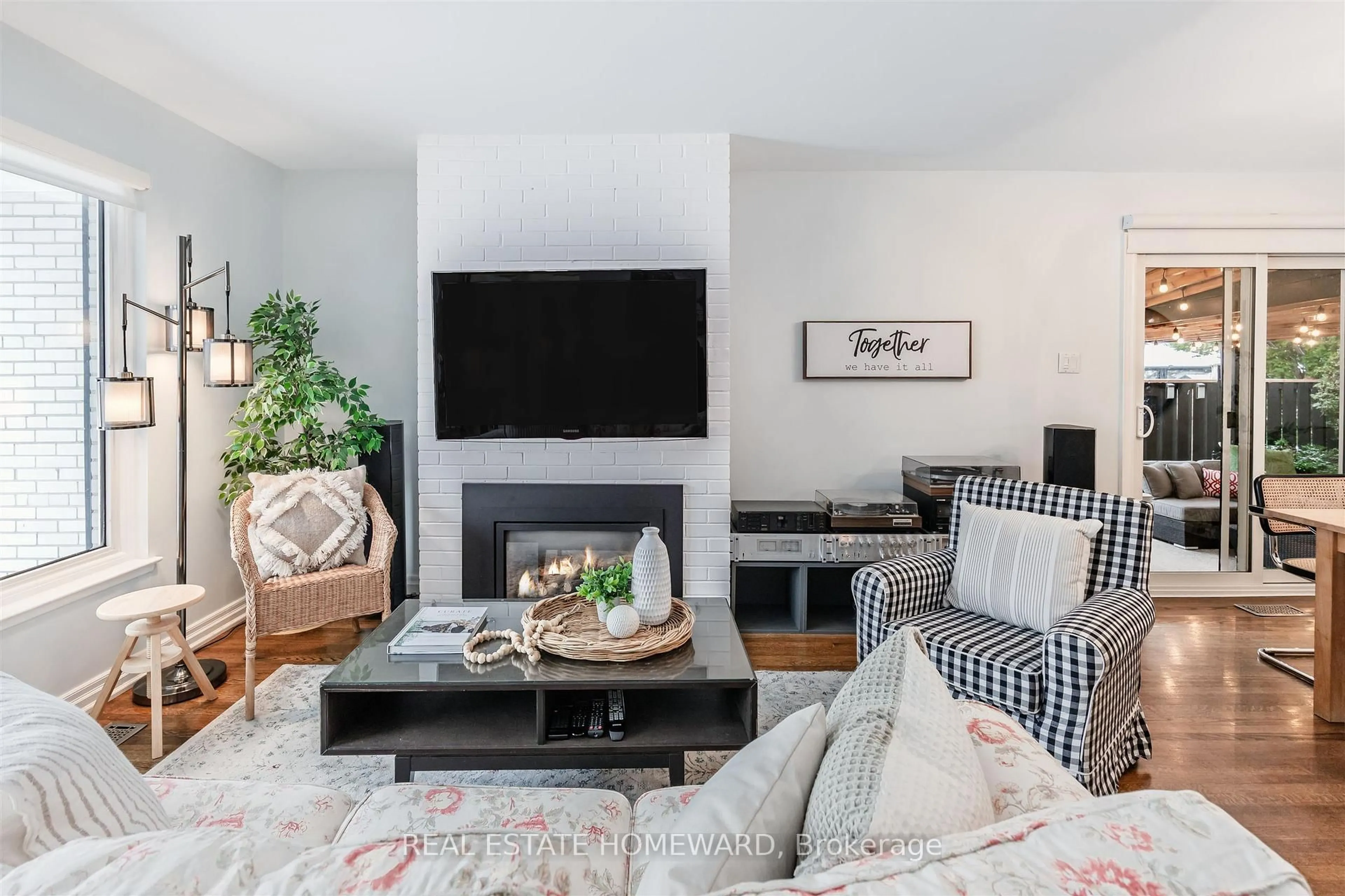 Living room with furniture, unknown for 27 Bournville Dr, Toronto Ontario M1E 1C3