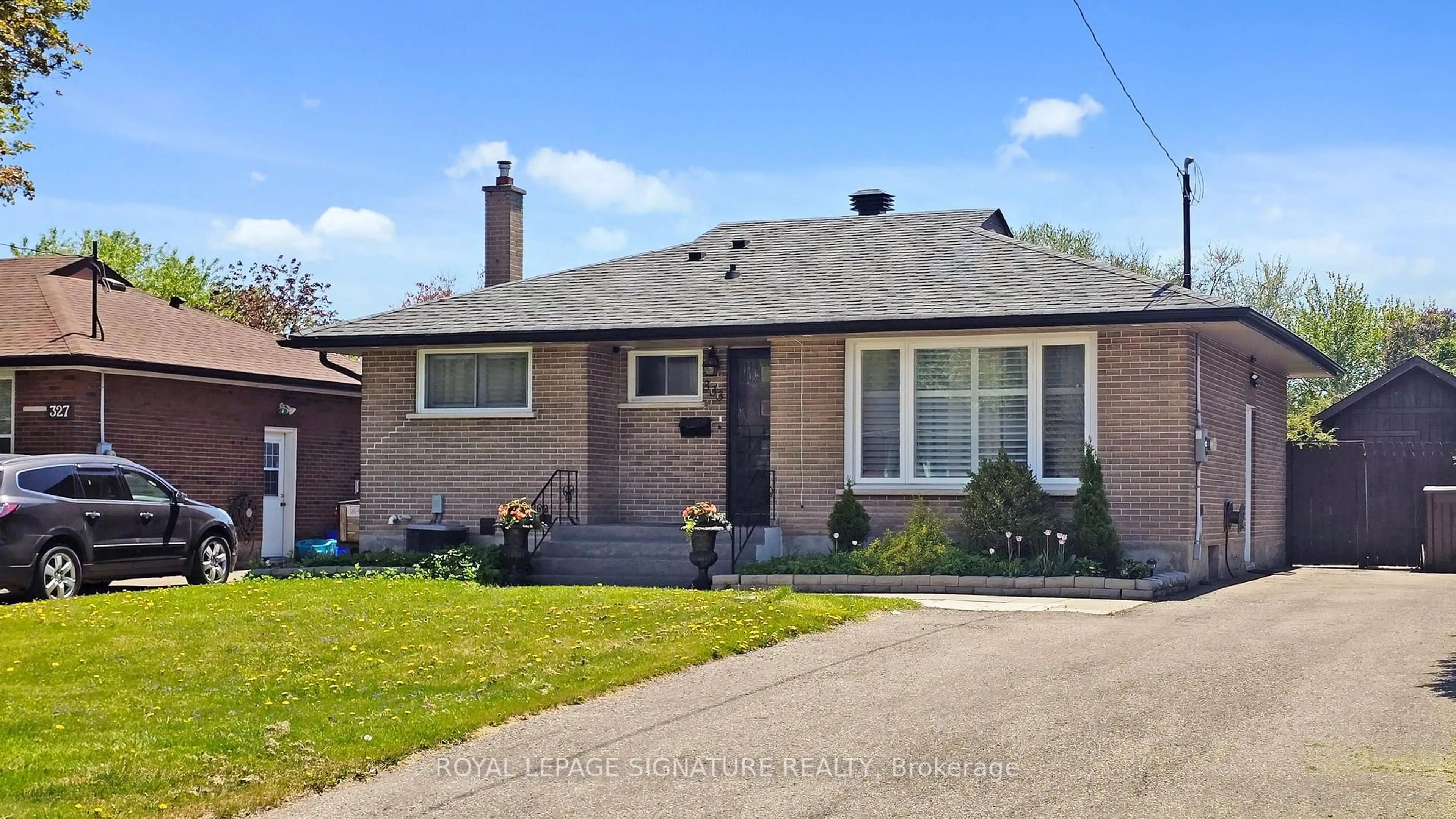 Home with brick exterior material, street for 333 Ridgeway Ave, Oshawa Ontario L1J 2T9