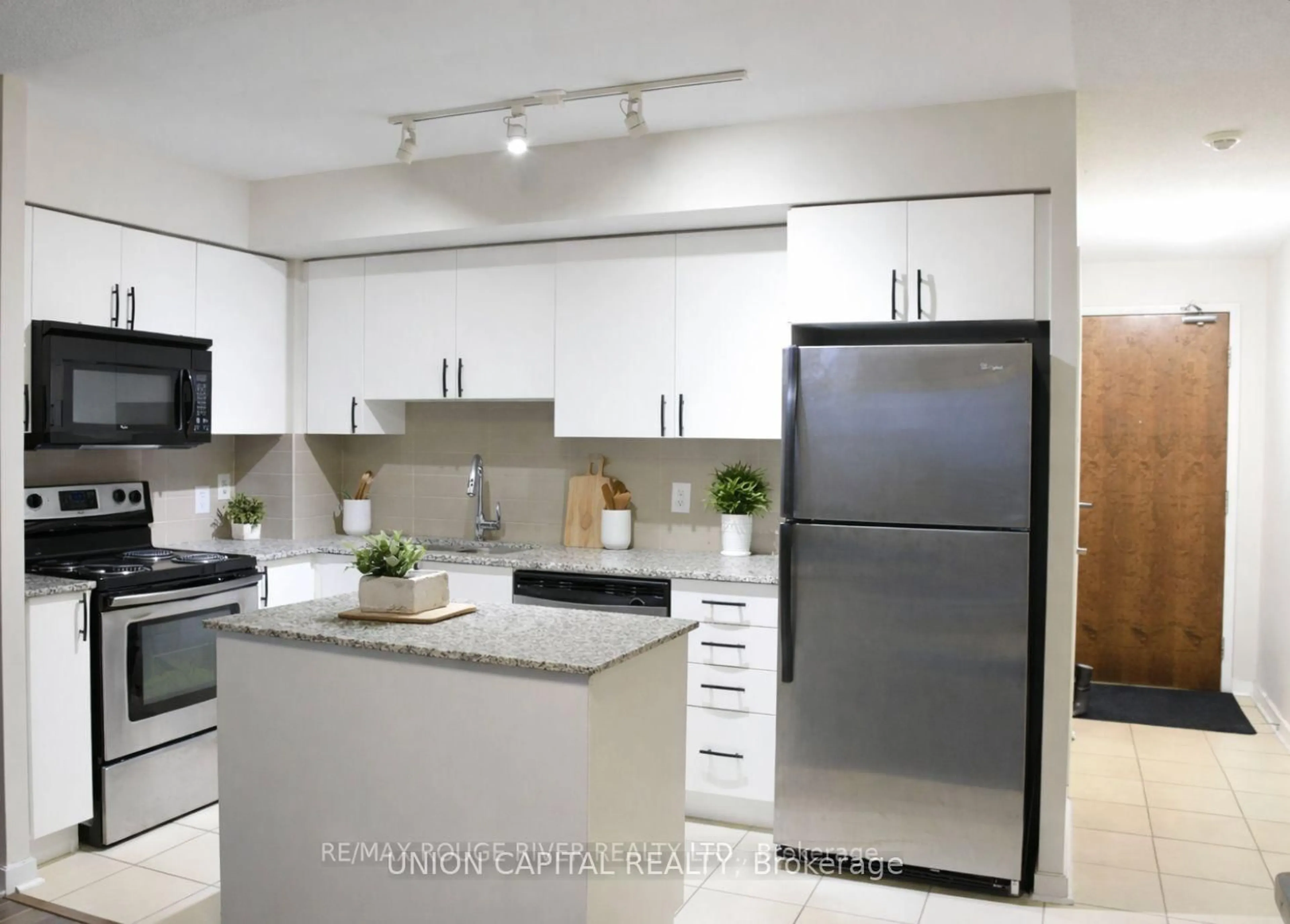 Standard kitchen, unknown for 1235 Bayly St #1016, Pickering Ontario L1W 1L7