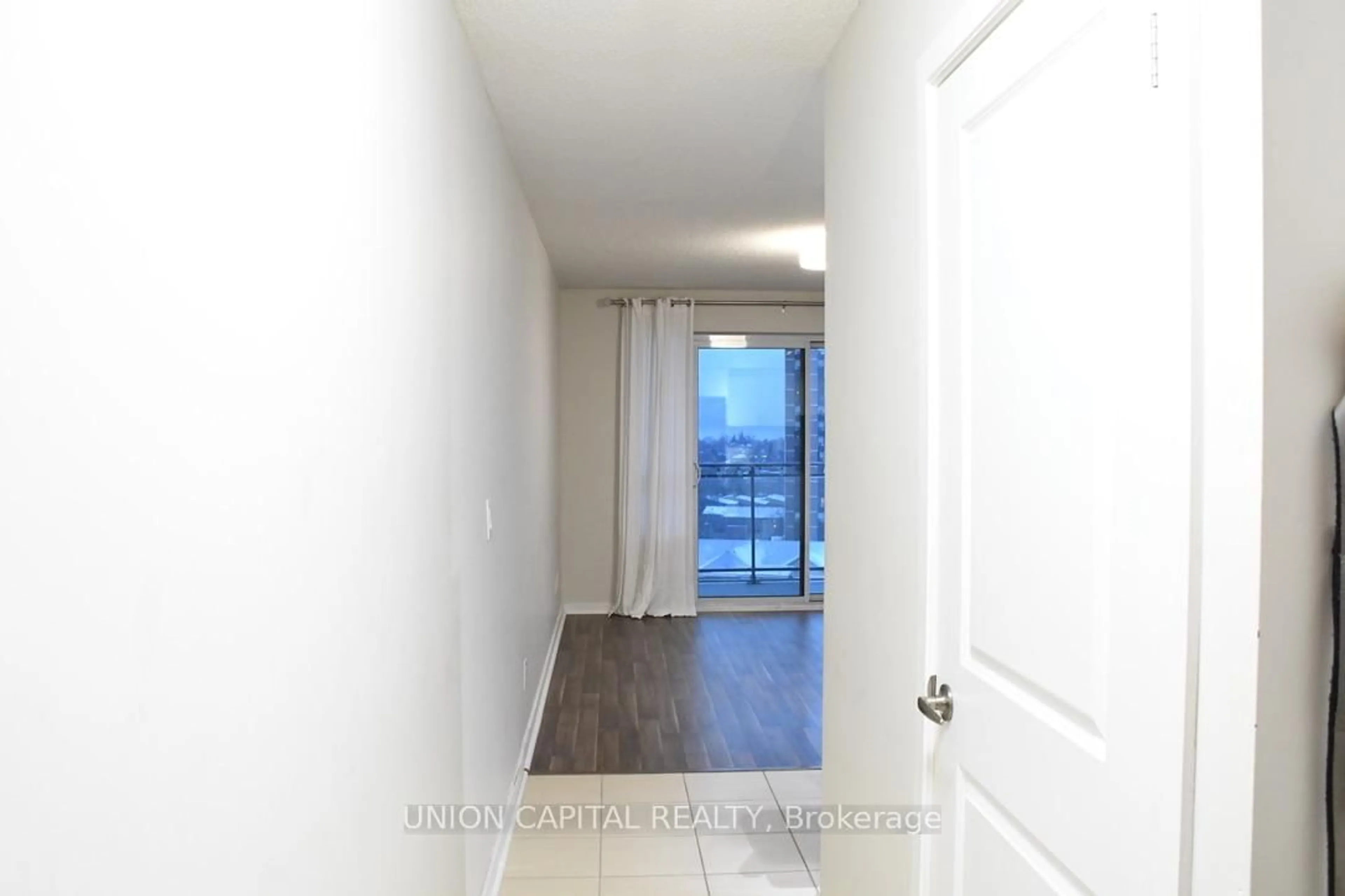 Unknown for 1235 Bayly St #1016, Pickering Ontario L1W 1L7