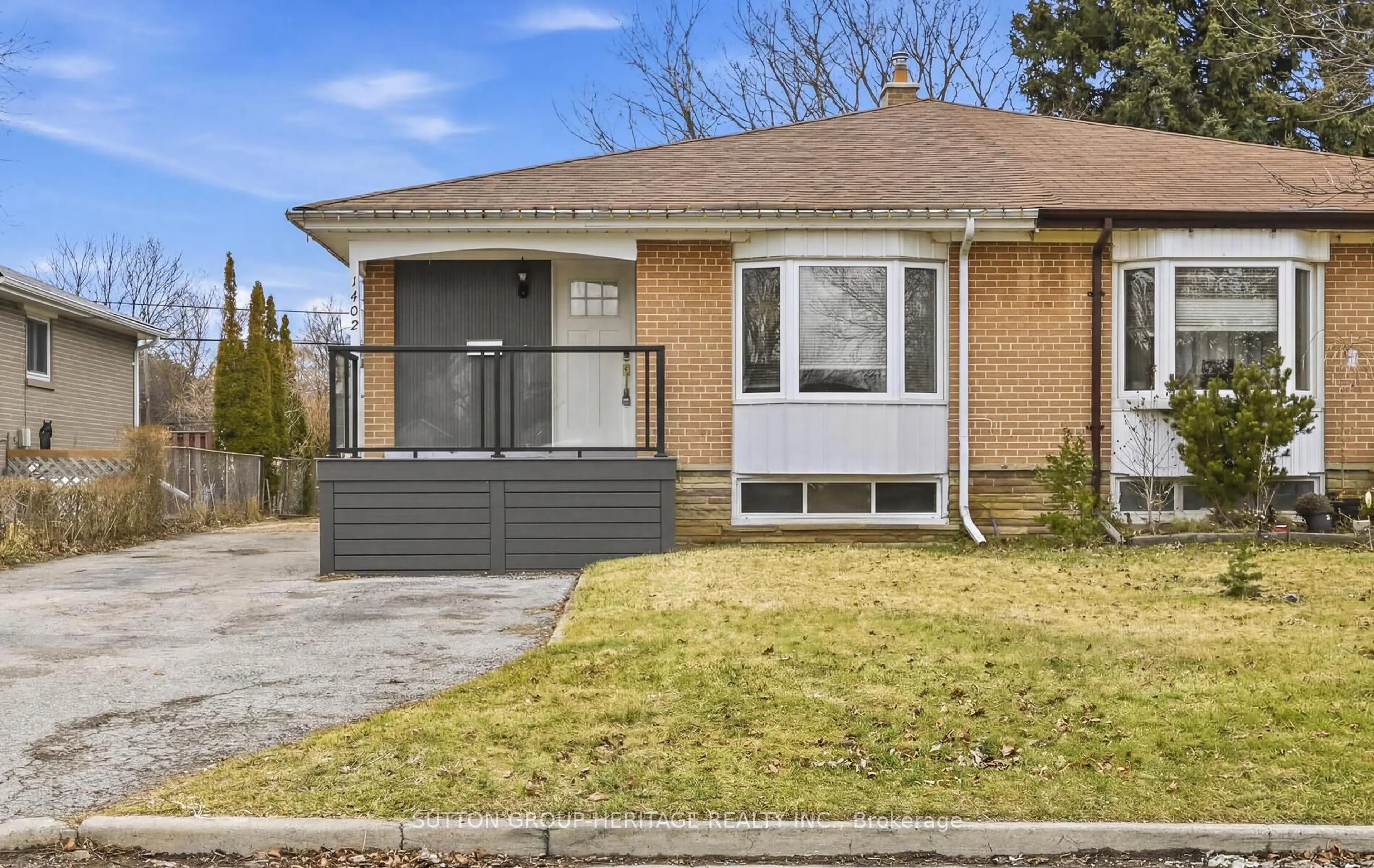 Home with brick exterior material, street for 1402 Colmar Ave, Pickering Ontario L1W 1C3