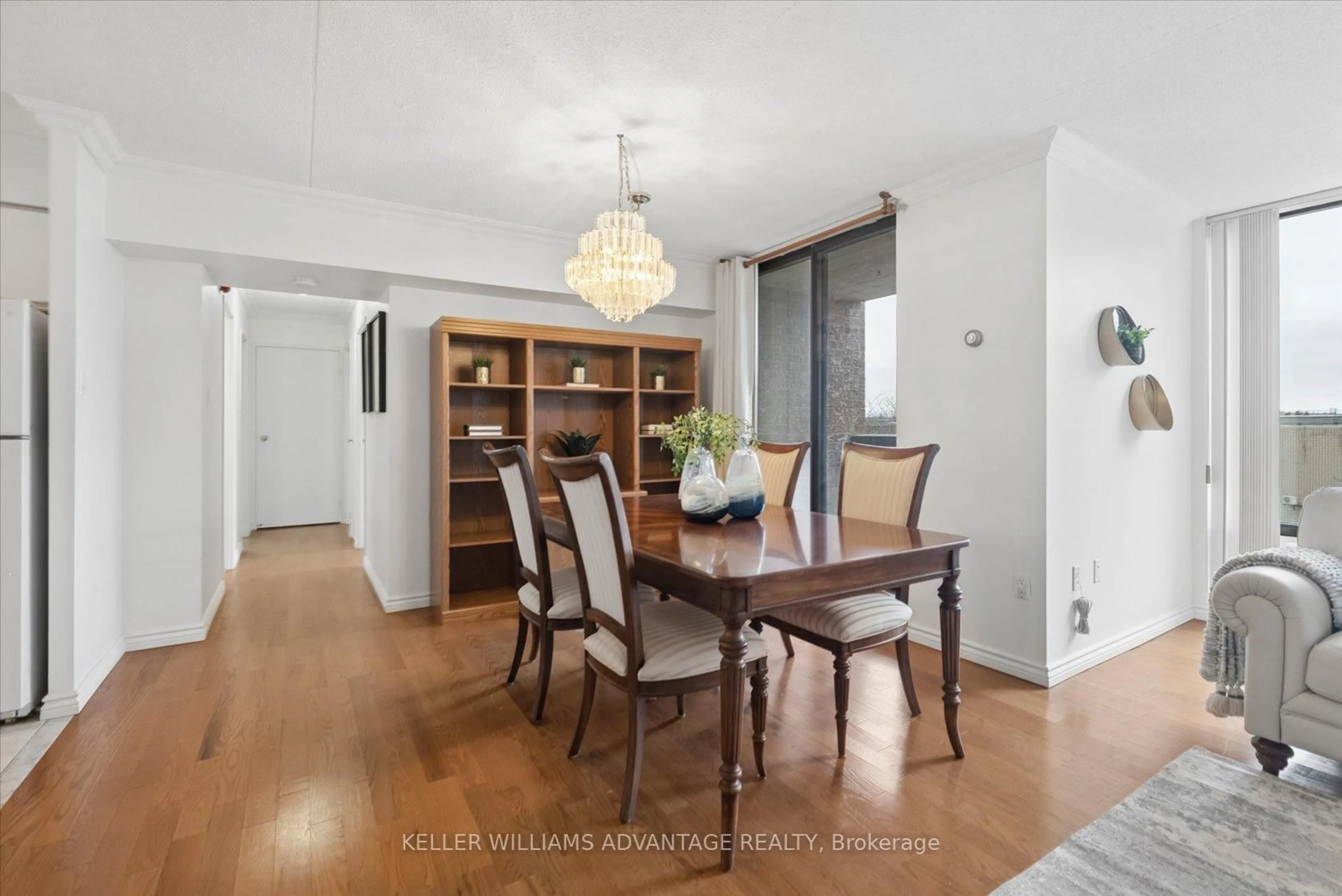Dining room, wood/laminate floor for 1525 Diefenbaker Crt #408, Pickering Ontario L1V 3W1