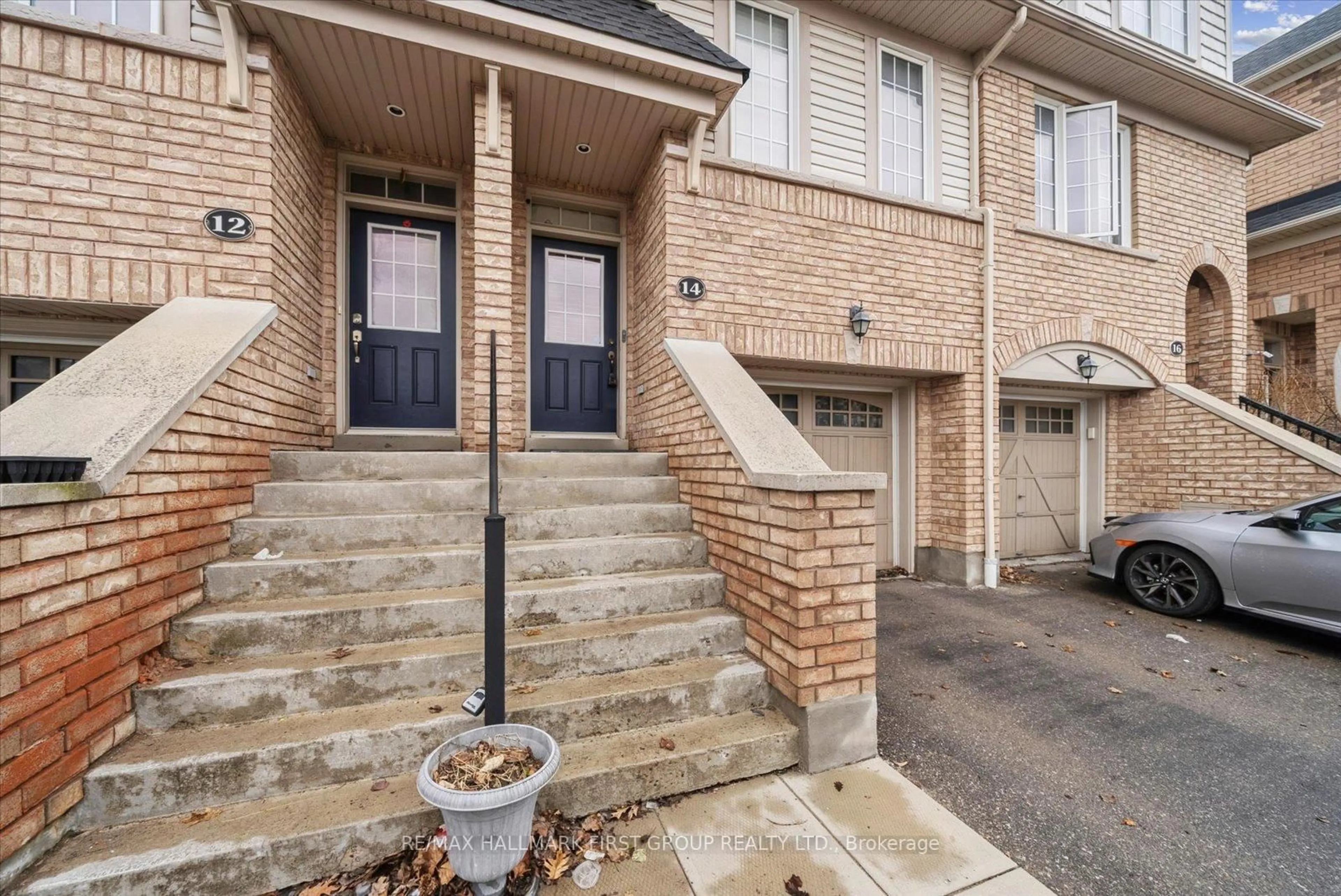 Unknown for 14 Oakins Lane, Ajax Ontario L1T 0H2