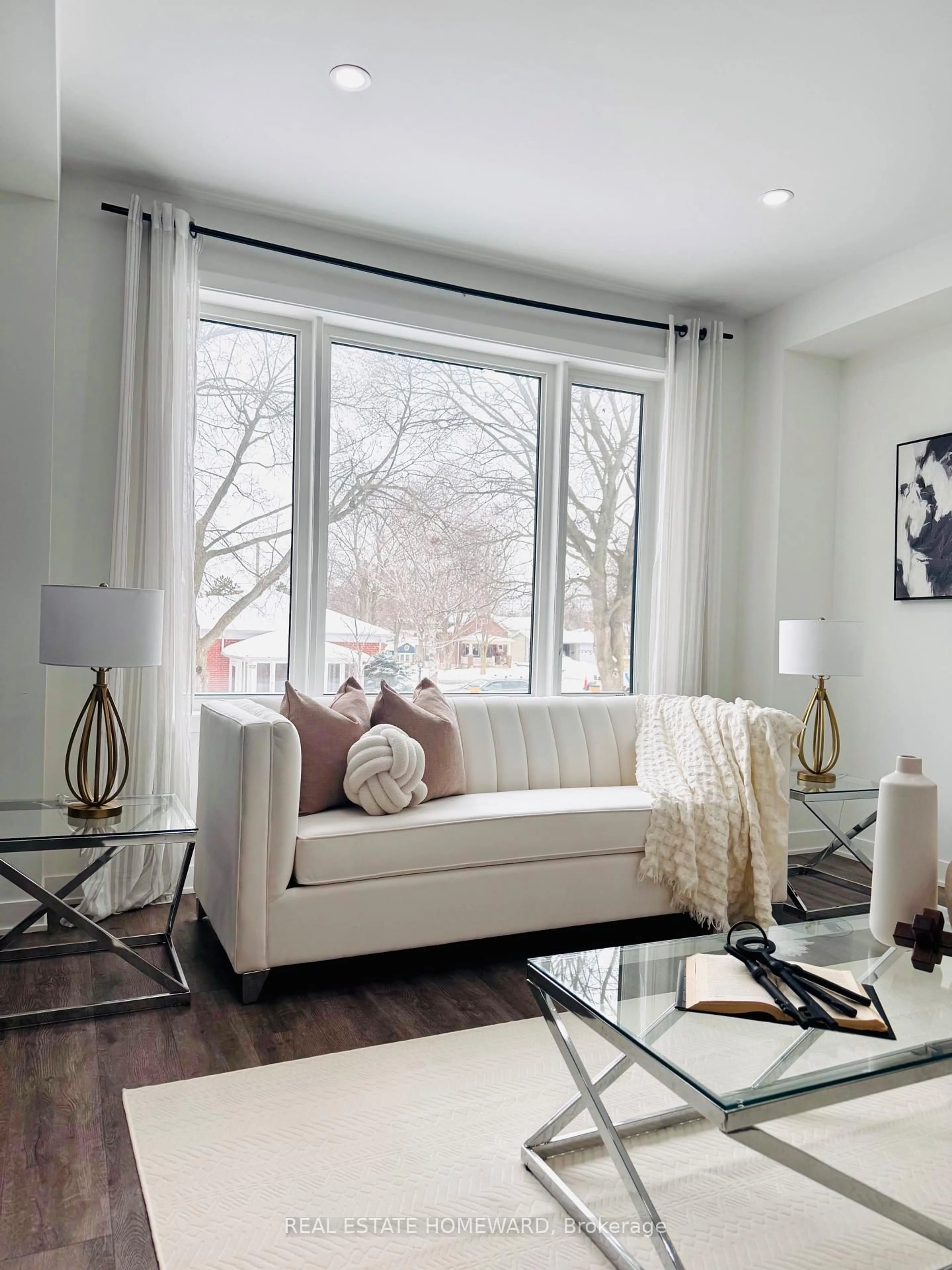 Unknown for 30 Frank Lloyd Wright St, Whitby Ontario L1N 0N9