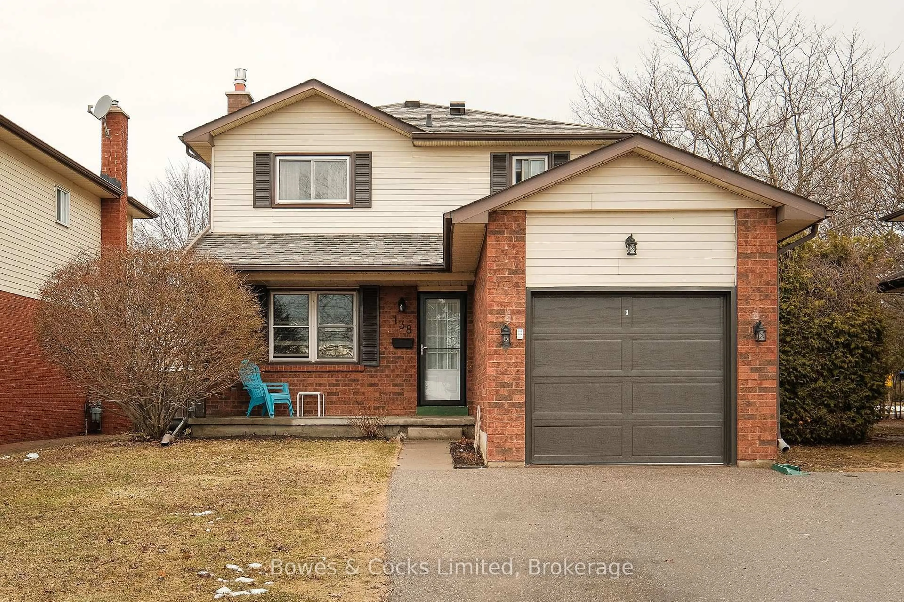 Unknown for 138 Seneca Ave, Oshawa Ontario L1G 7S6