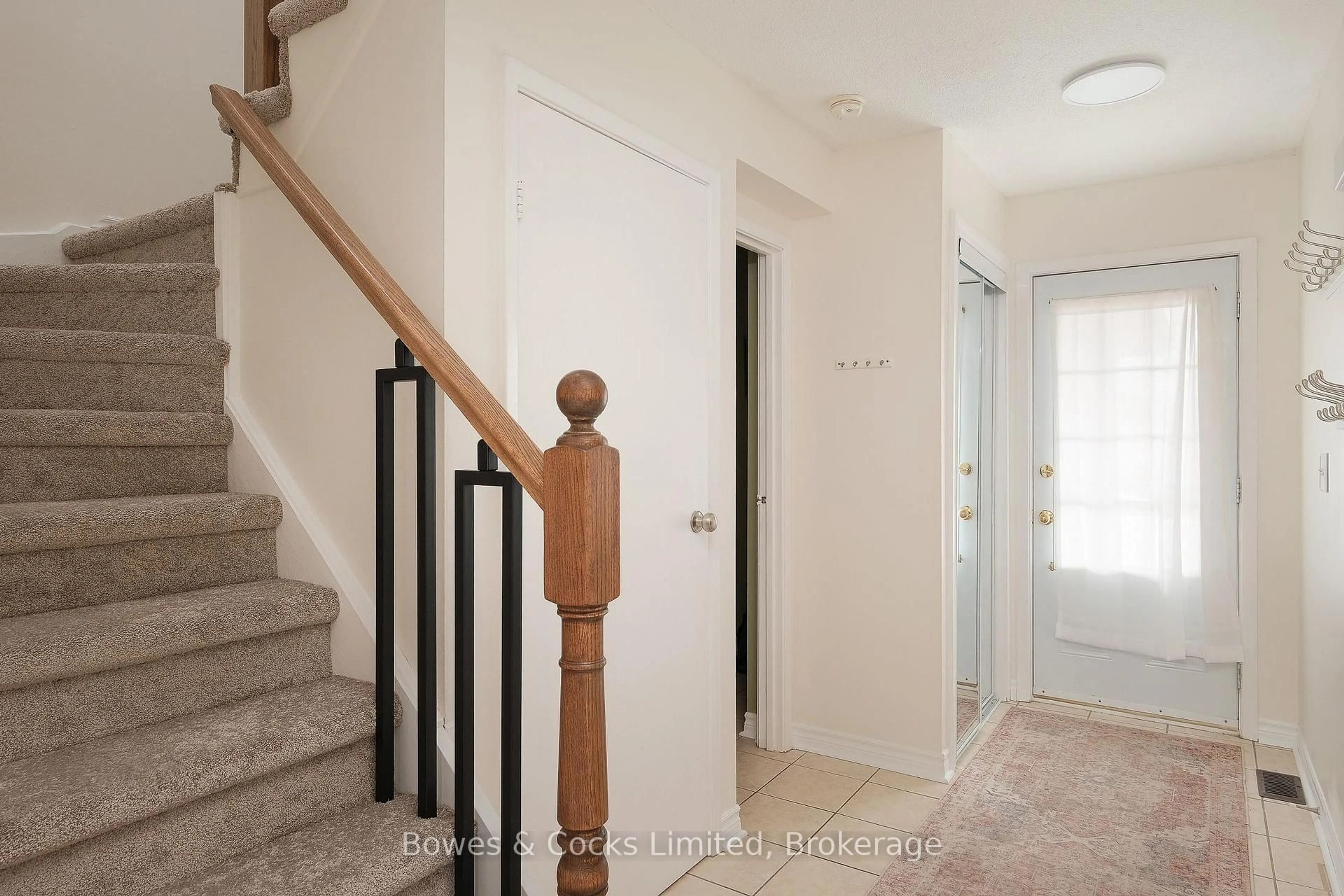 Unknown for 138 Seneca Ave, Oshawa Ontario L1G 7S6