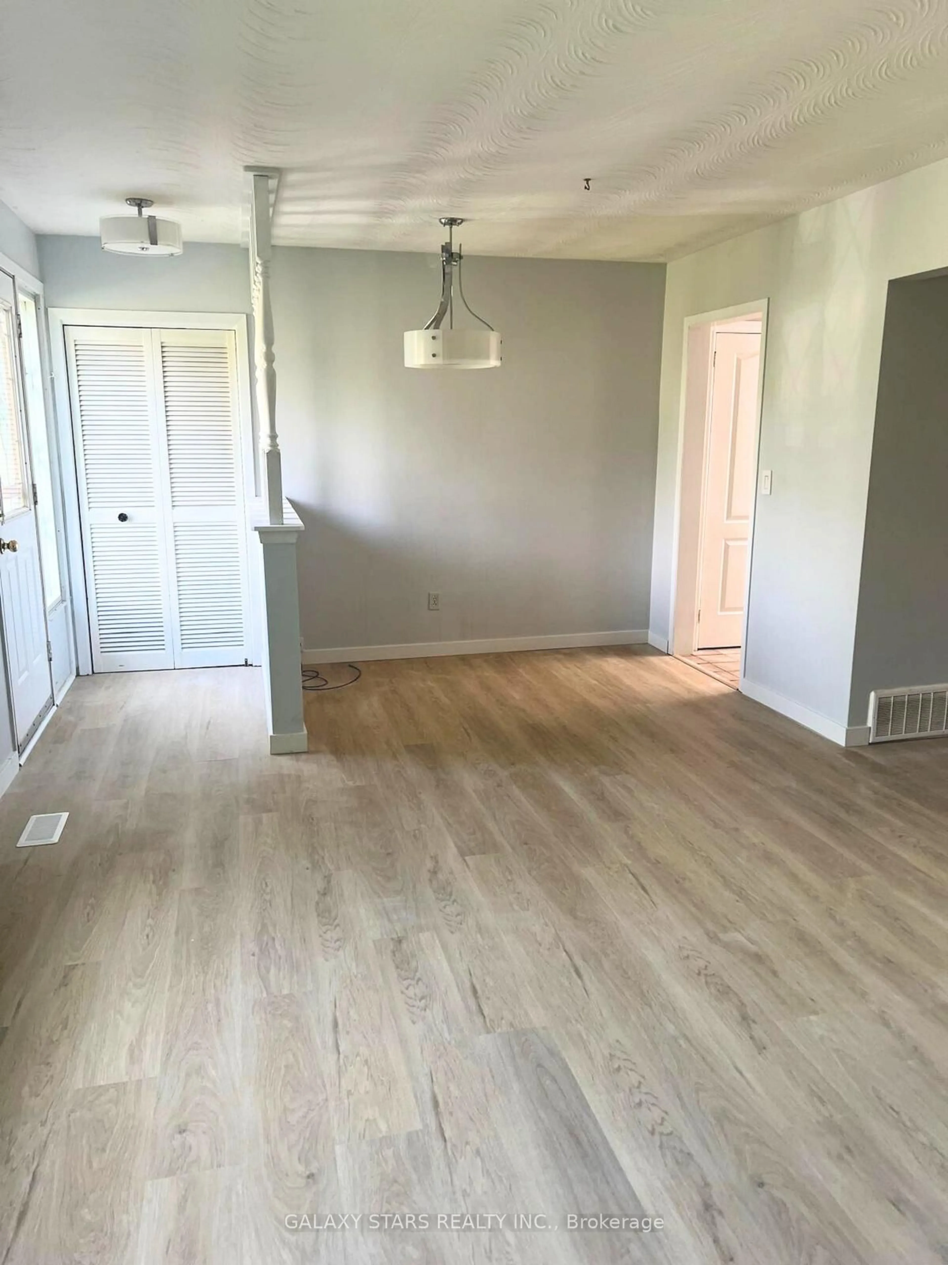 Unknown for 861 Florell Dr, Oshawa Ontario L1H 6V9