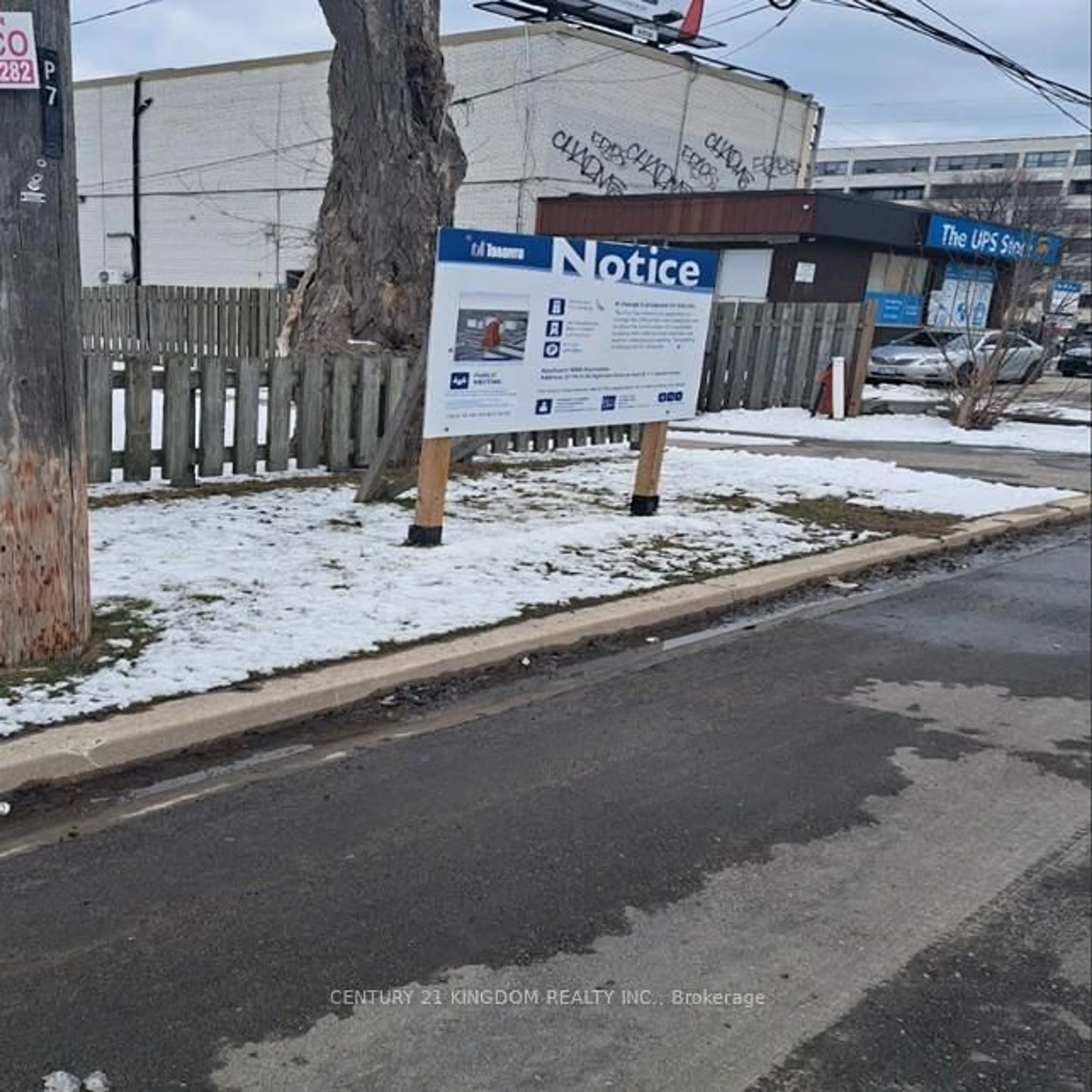 Parking for 11 Centre St, Toronto Ontario M1J 3B4