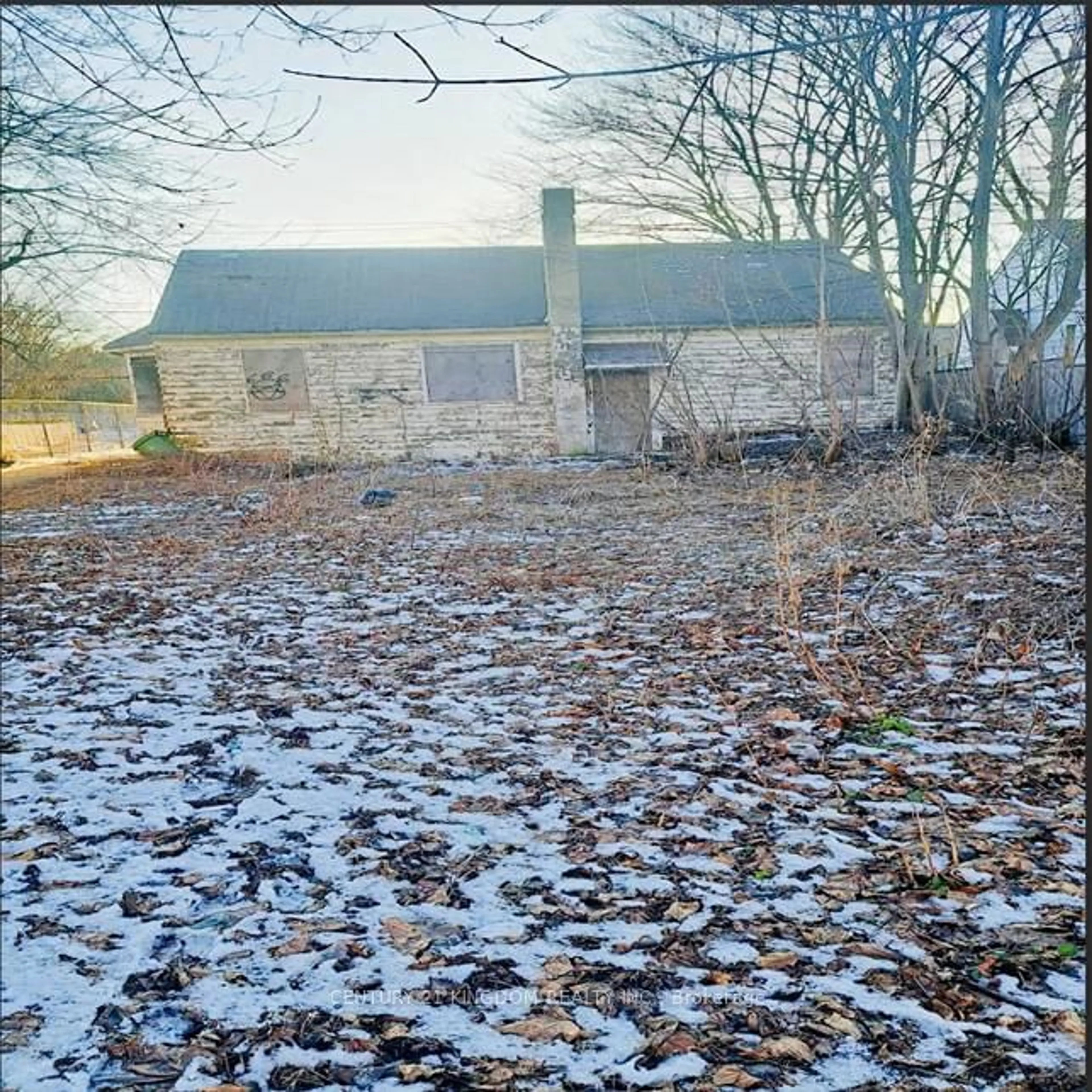 Shed for 11 Centre St, Toronto Ontario M1J 3B4