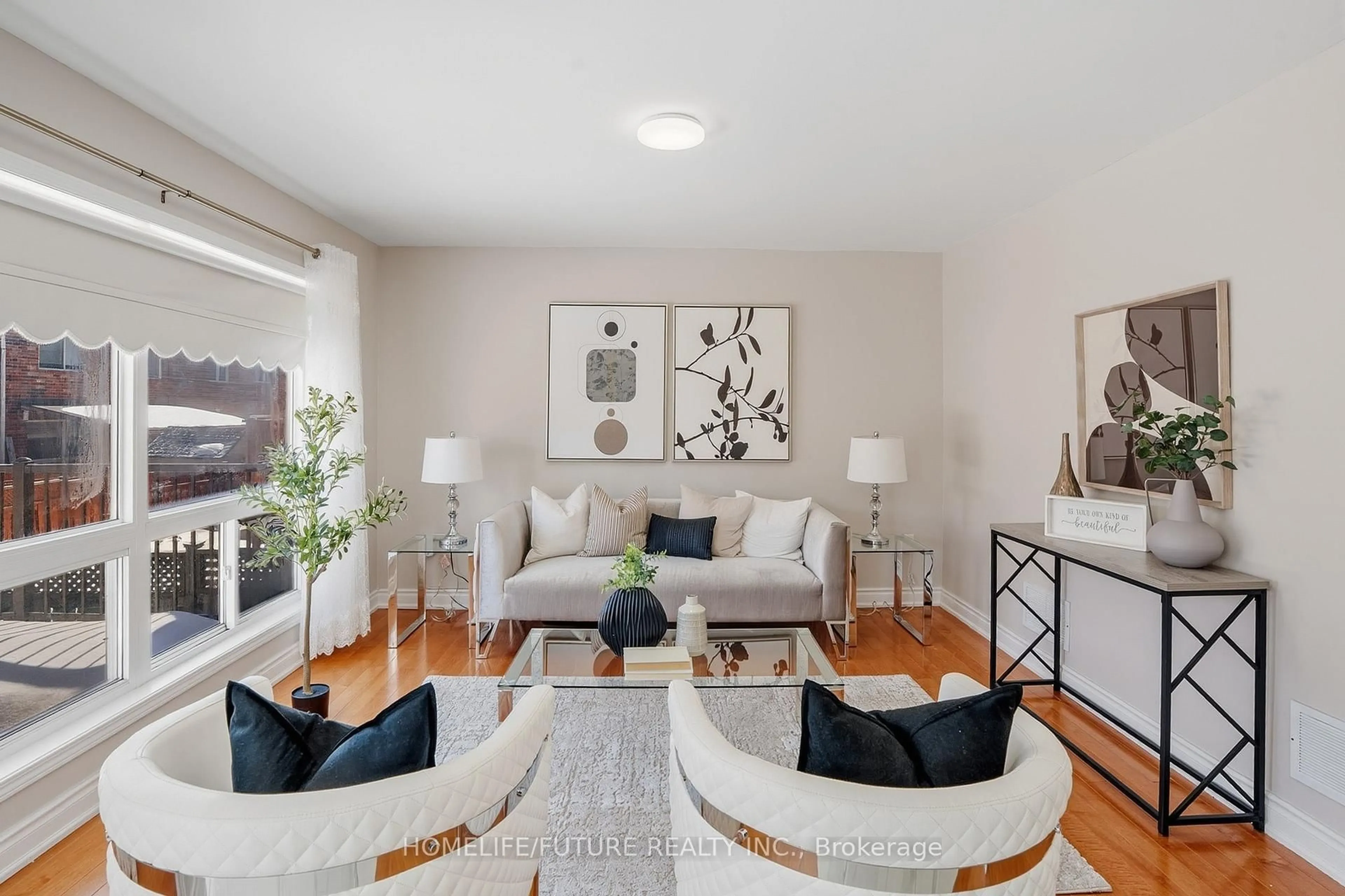 Unknown for 42 Panda Sq, Toronto Ontario M1B 6G5