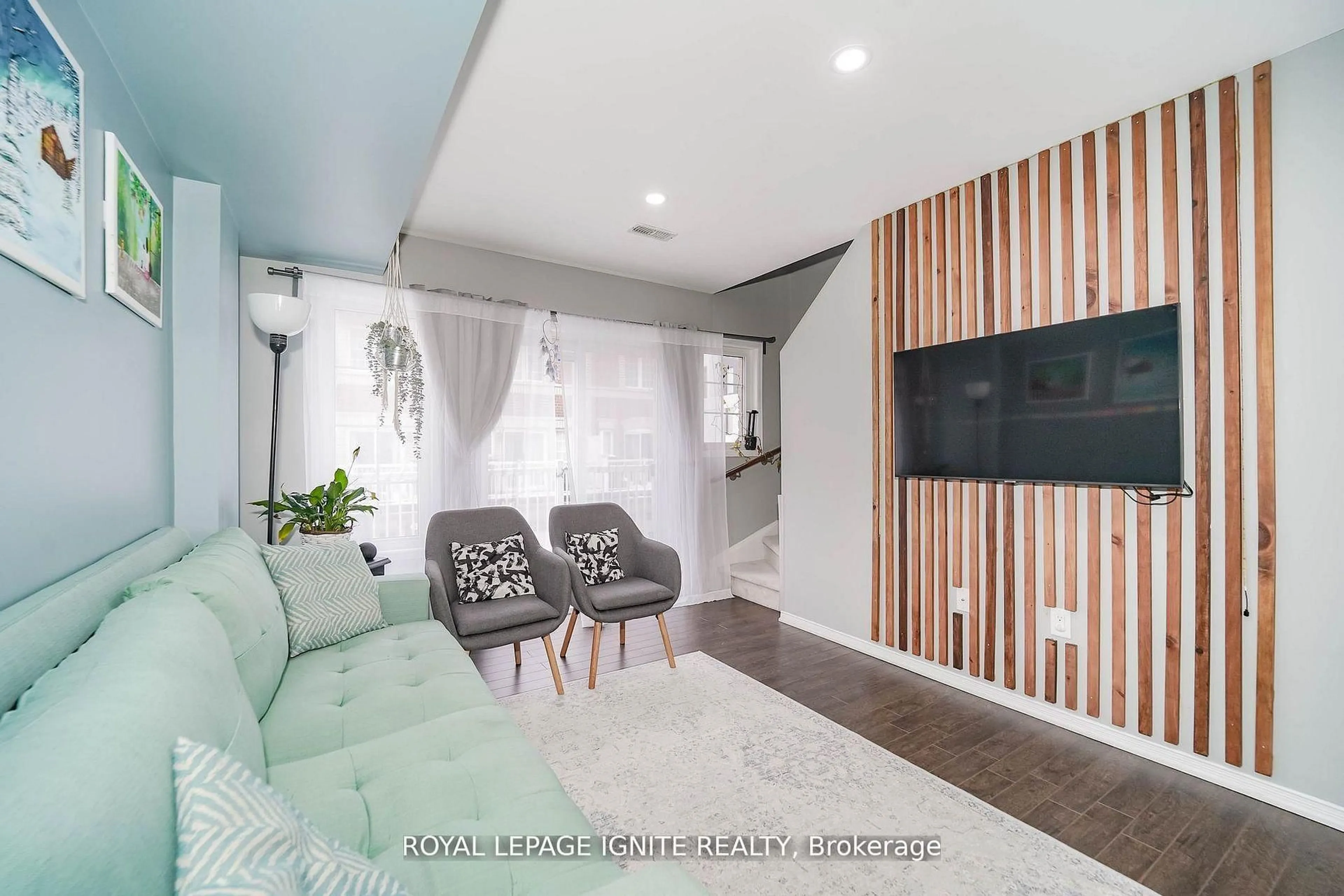 Unknown for 9 Cooperage Lane, Ajax Ontario L1S 0E8