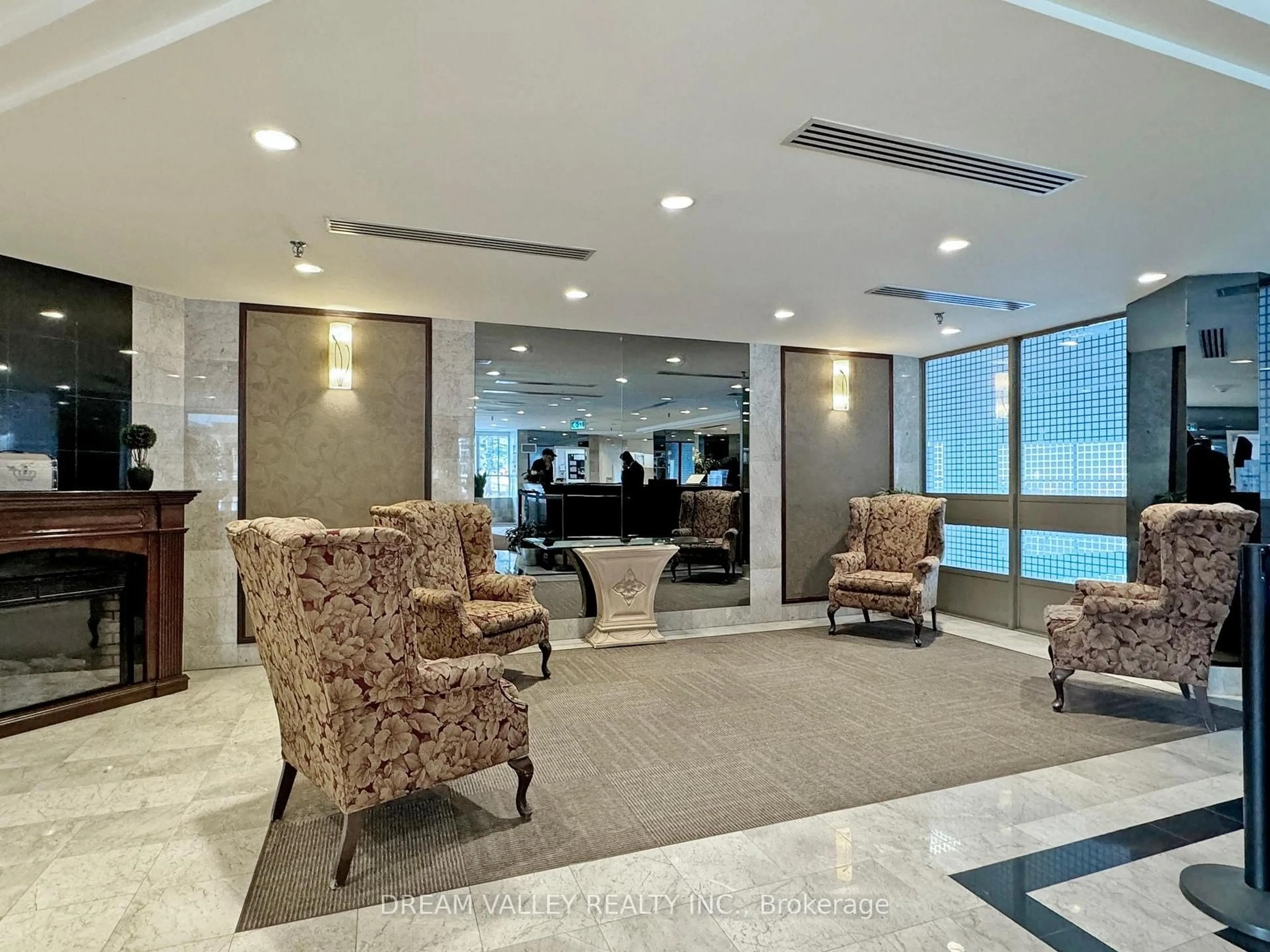 Lobby for 3233 Eglinton Ave #311, Toronto Ontario M1J 3N6