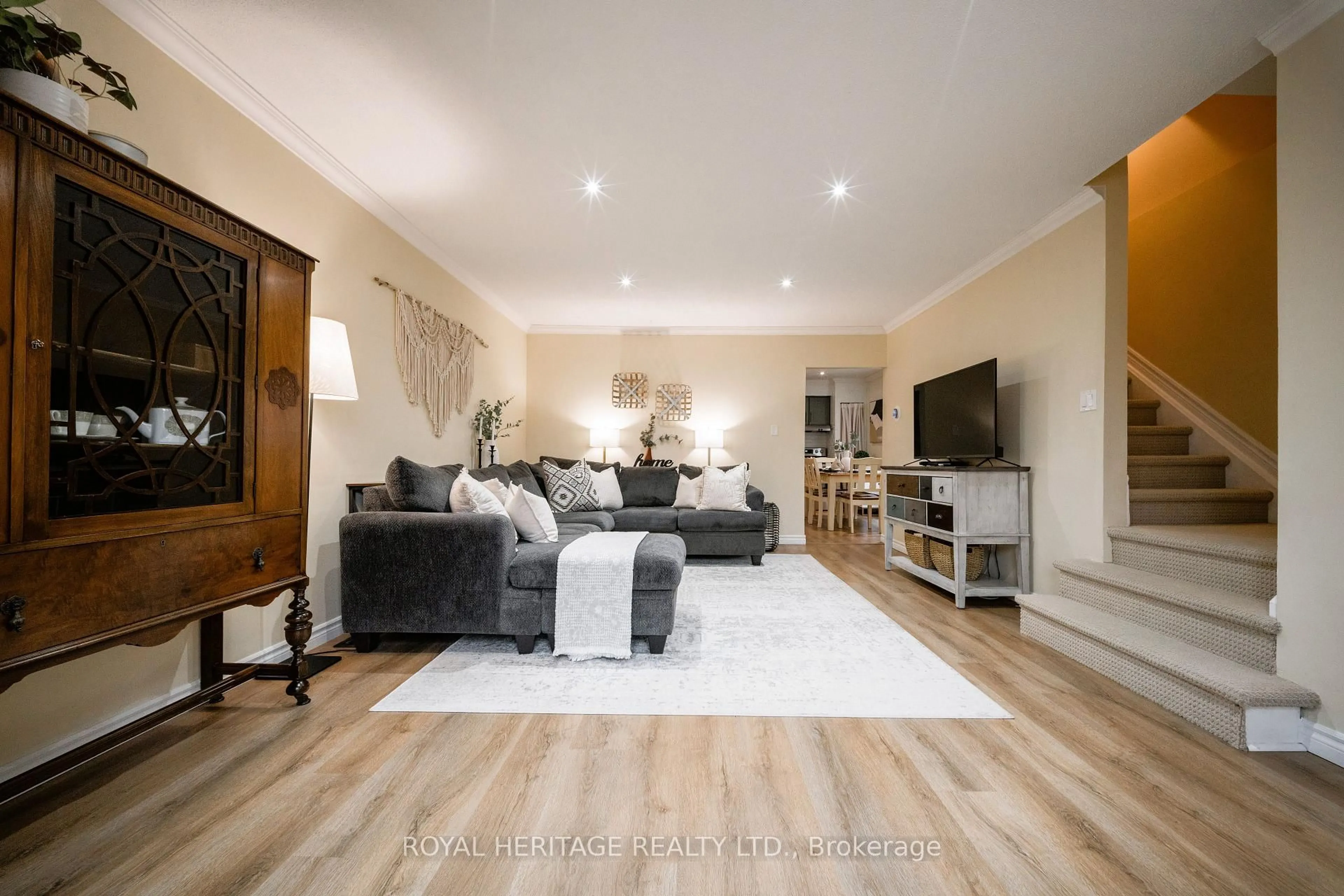 Living room with furniture, unknown for 198 Barkley Cres, Oshawa Ontario L1J 2E6