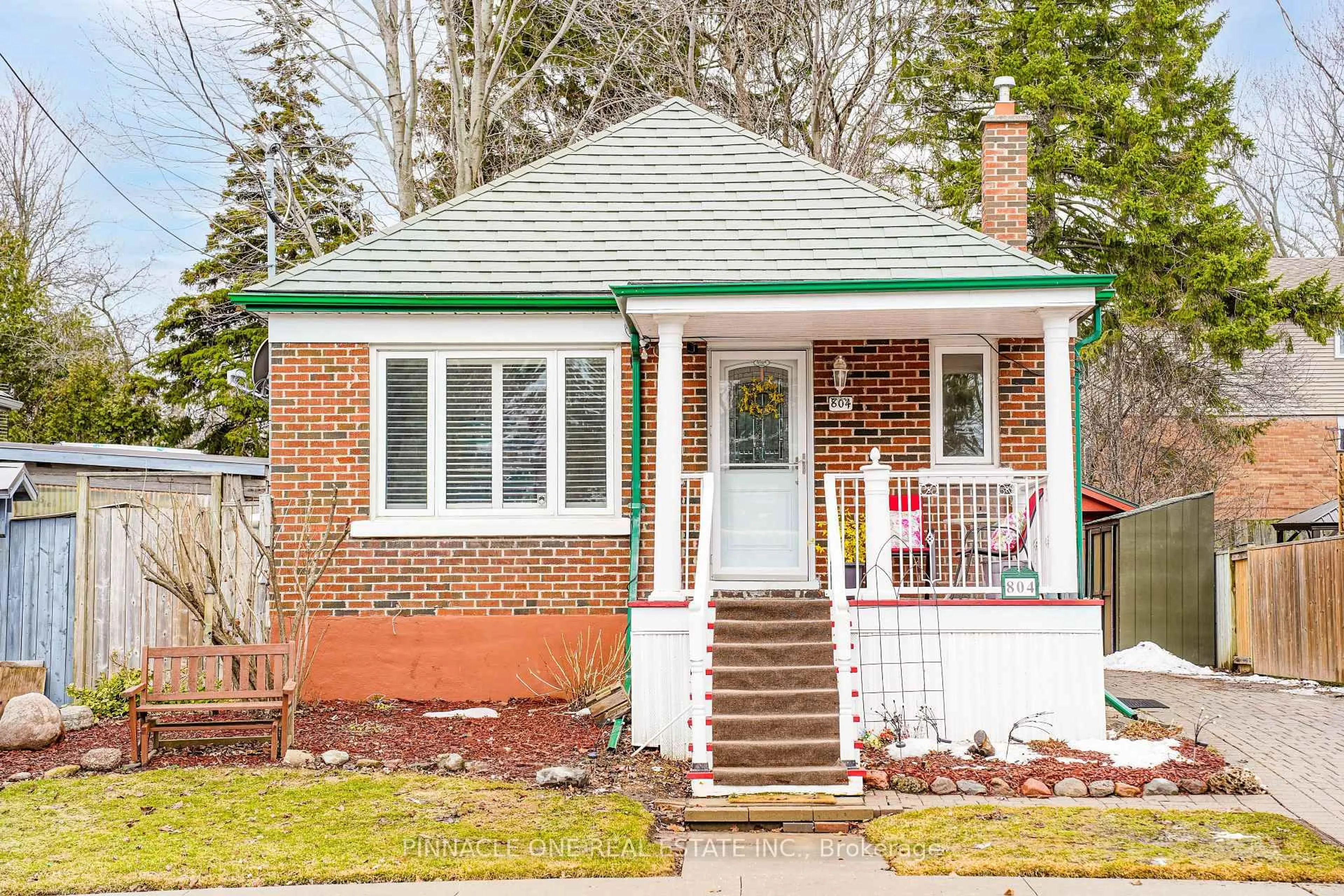 Home with brick exterior material, street for 804 Byron St, Whitby Ontario L1N 4R8