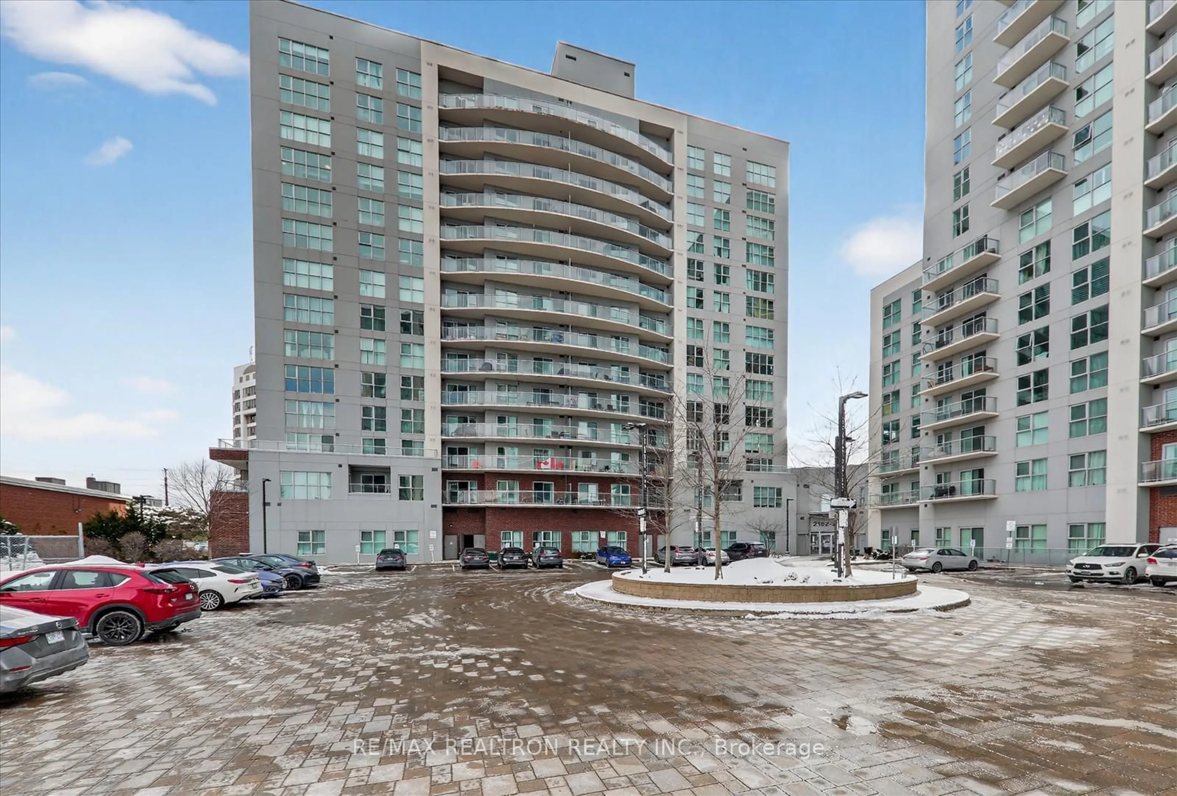 Patio, city buildings view from balcony for 2152 Lawrence Ave #PH08, Toronto Ontario M1R 3A8