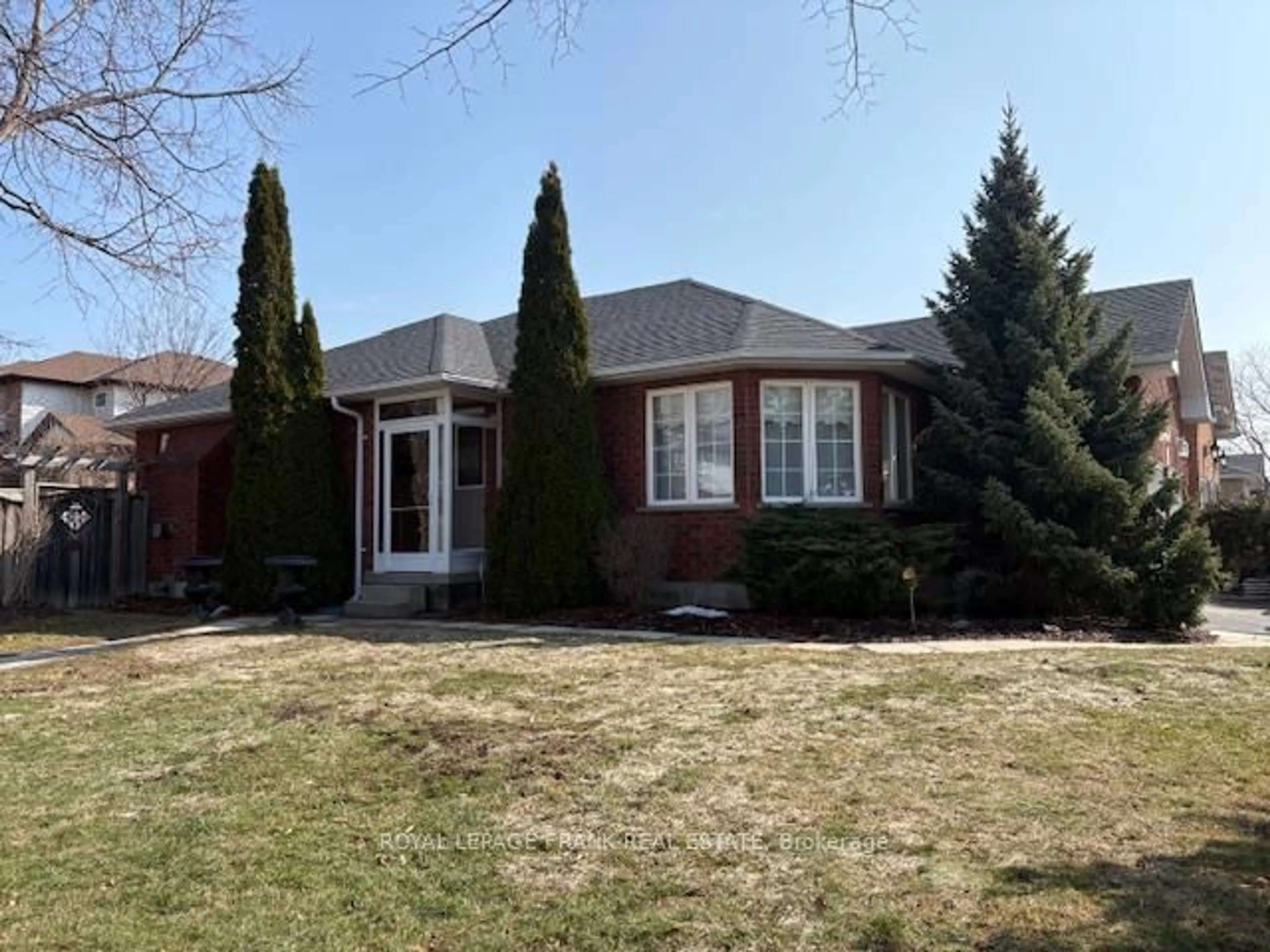 Home with brick exterior material, street for 964 Deer Valley Dr, Oshawa Ontario L1J 8N7