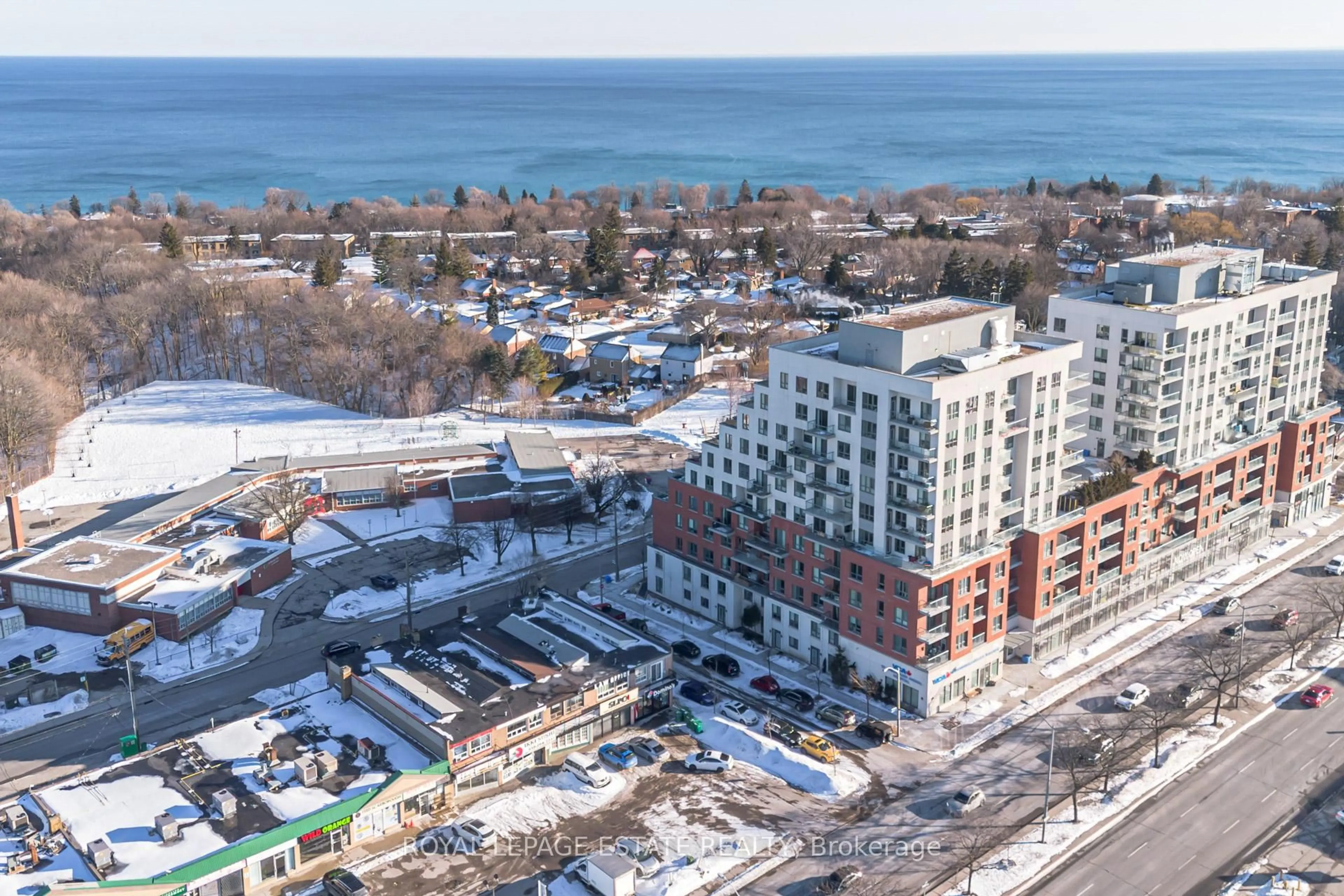 A pic from outside/outdoor area/front of a property/back of a property/a pic from drone, unknown for 22 East Haven Dr #818, Toronto Ontario M1N 1L9