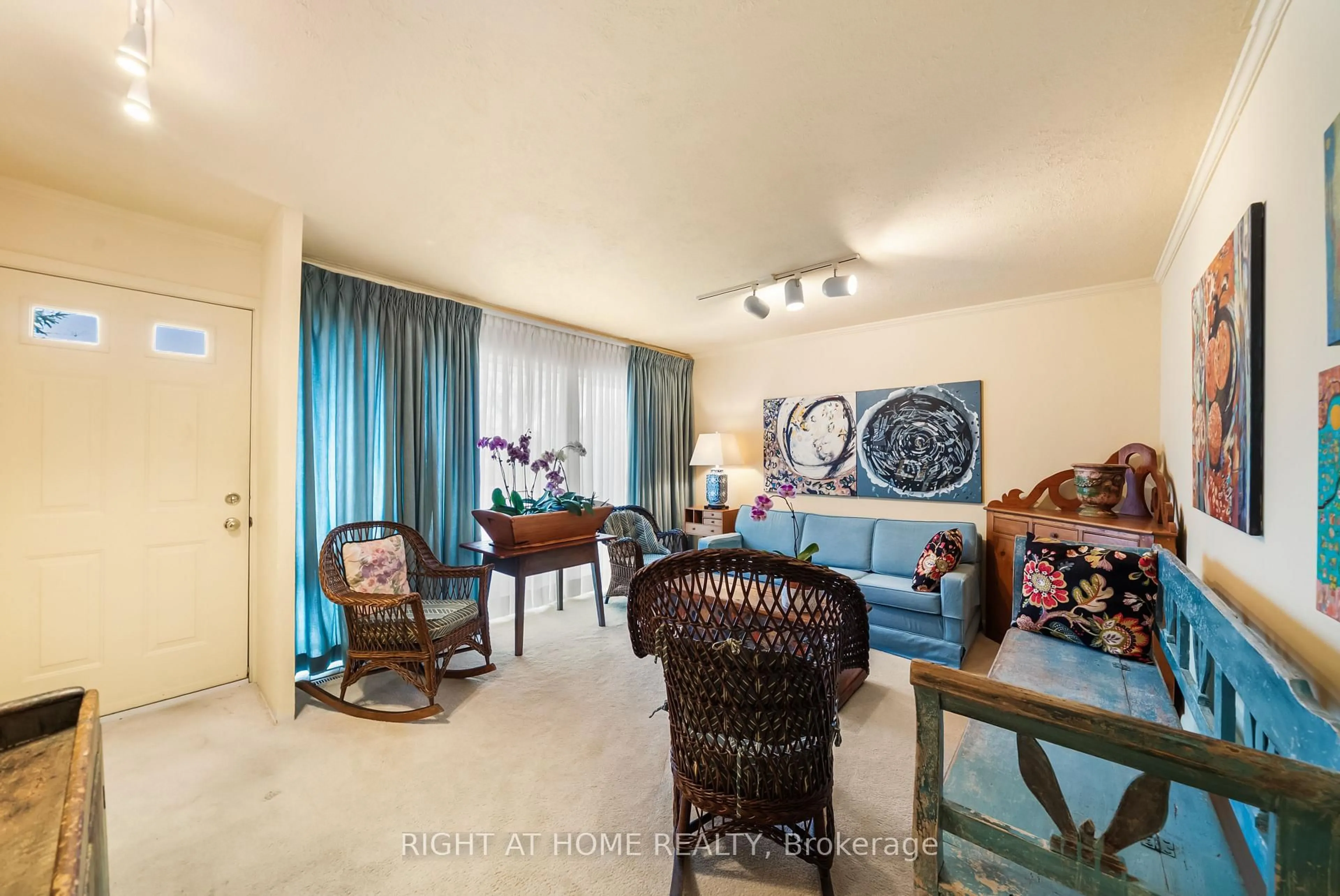 Living room with furniture, unknown for 1002 Dunlop St, Whitby Ontario L1N 1T3