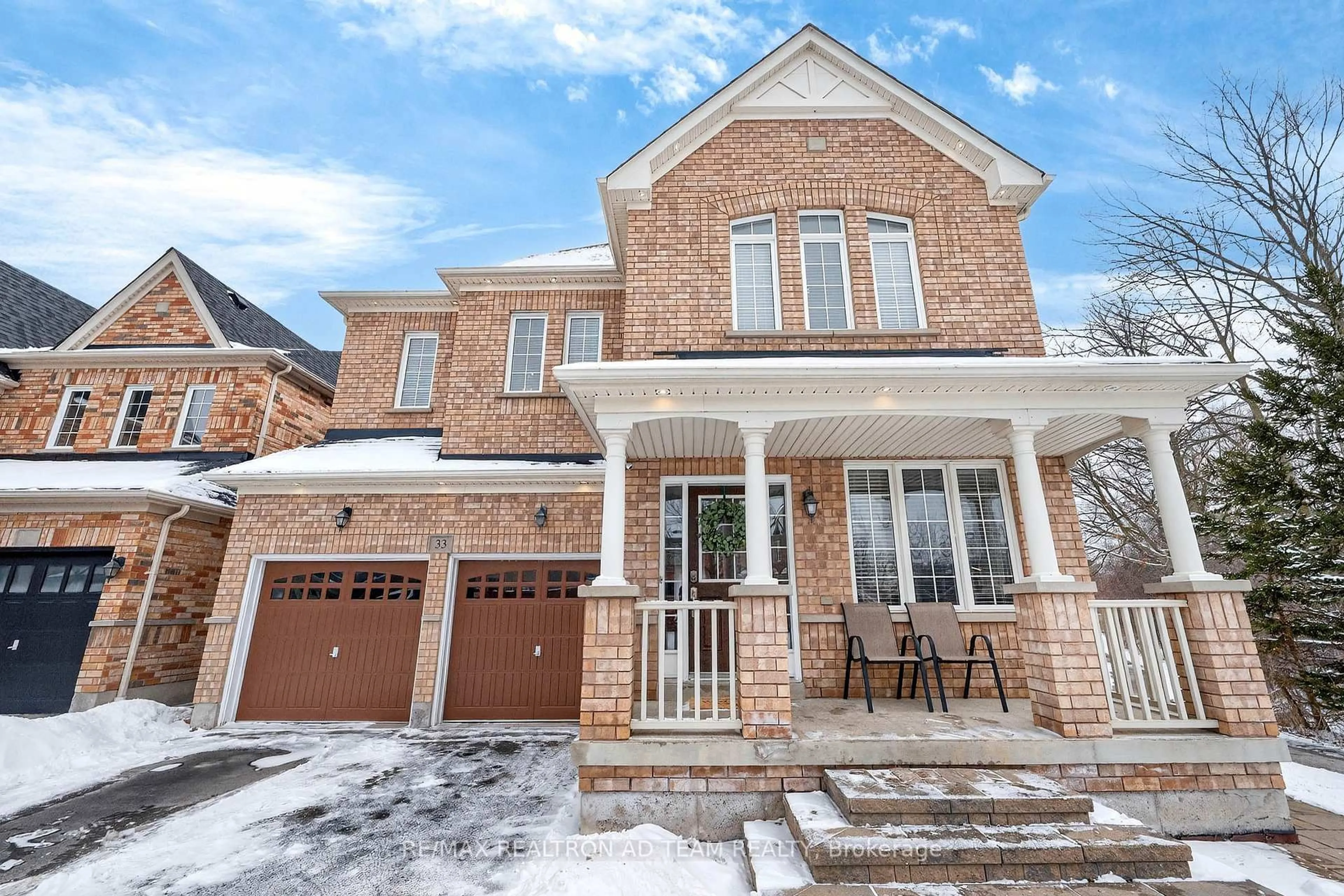 Home with brick exterior material, street for 33 Wilsongary Circ, Ajax Ontario L1T 0G6