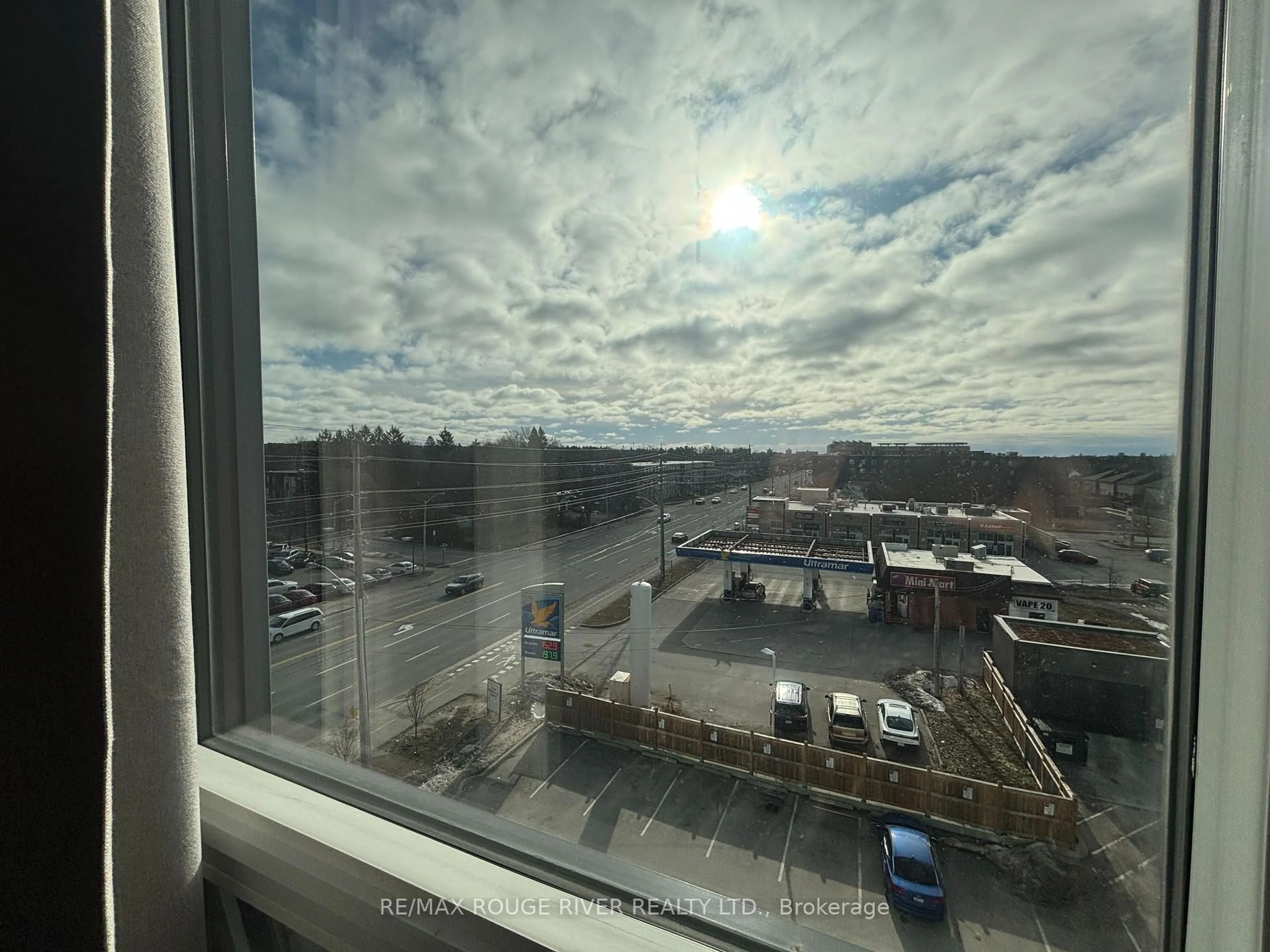 Unknown for 1900 Simcoe St #536, Oshawa Ontario L1G 4Y3