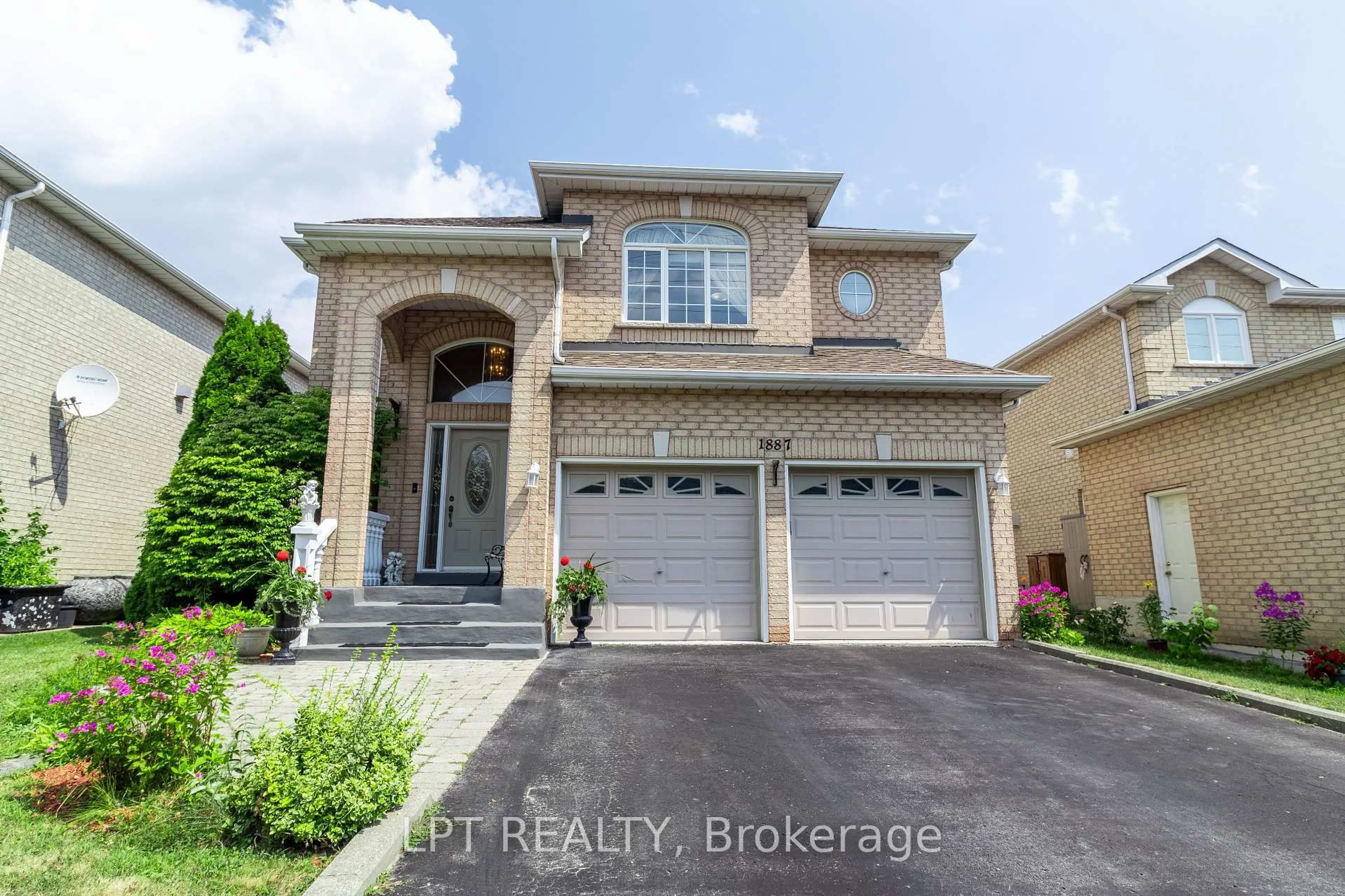 Home with brick exterior material, street for 1887 Fairport Rd, Pickering Ontario L1V 1T5
