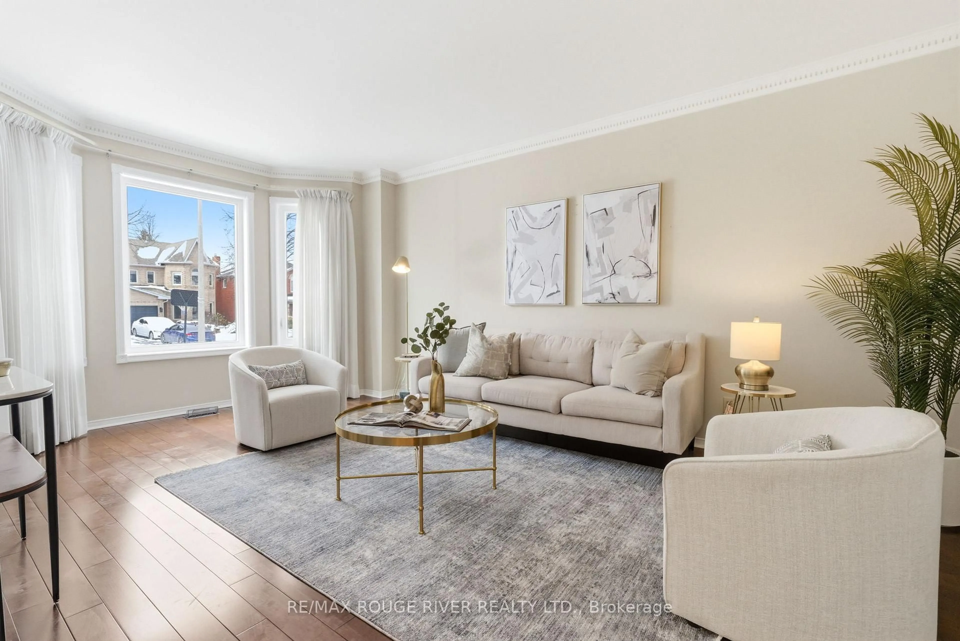 Living room with furniture, unknown for 25 Glencedar Cres, Whitby Ontario L1R 1X3