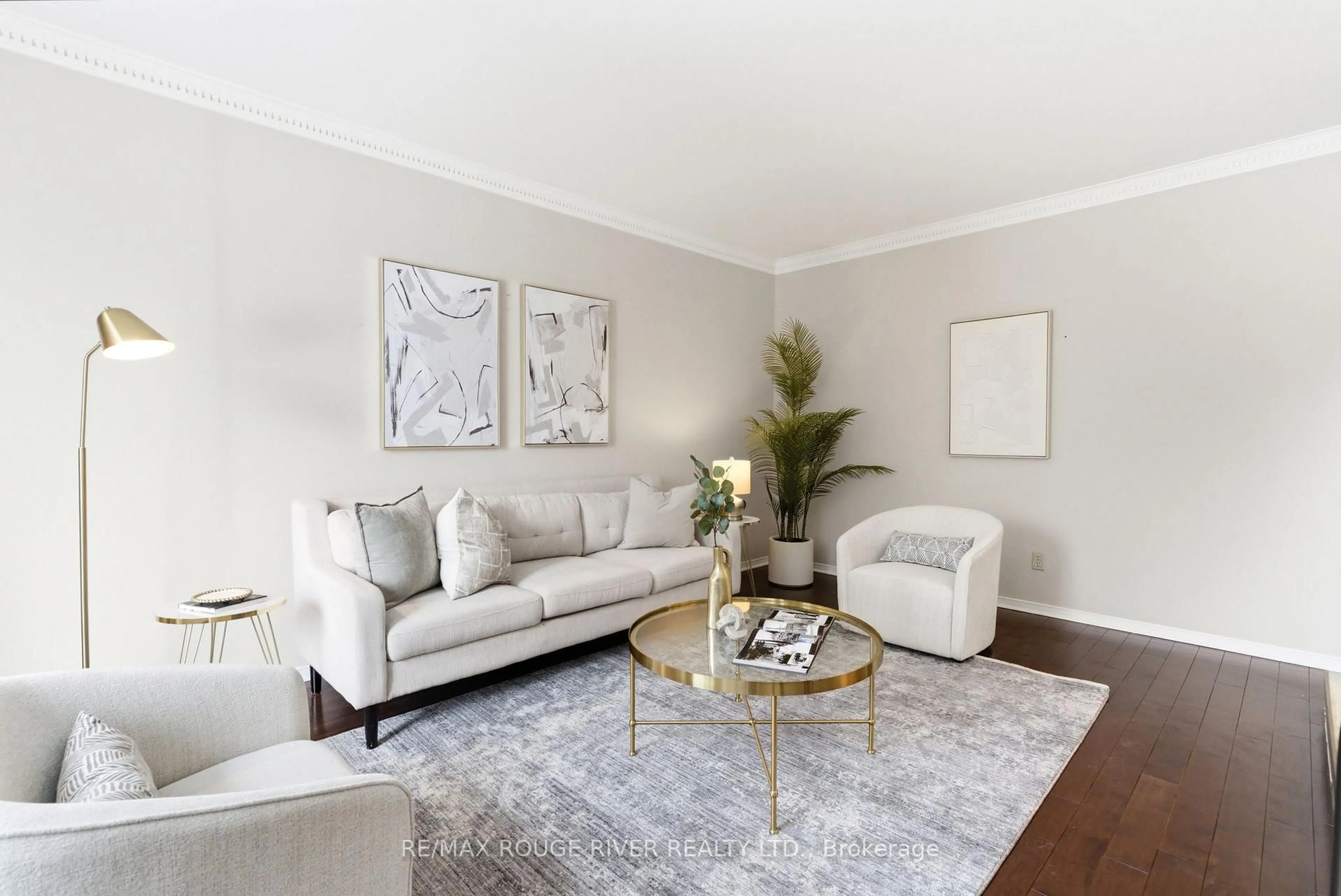 Living room with furniture, unknown for 25 Glencedar Cres, Whitby Ontario L1R 1X3