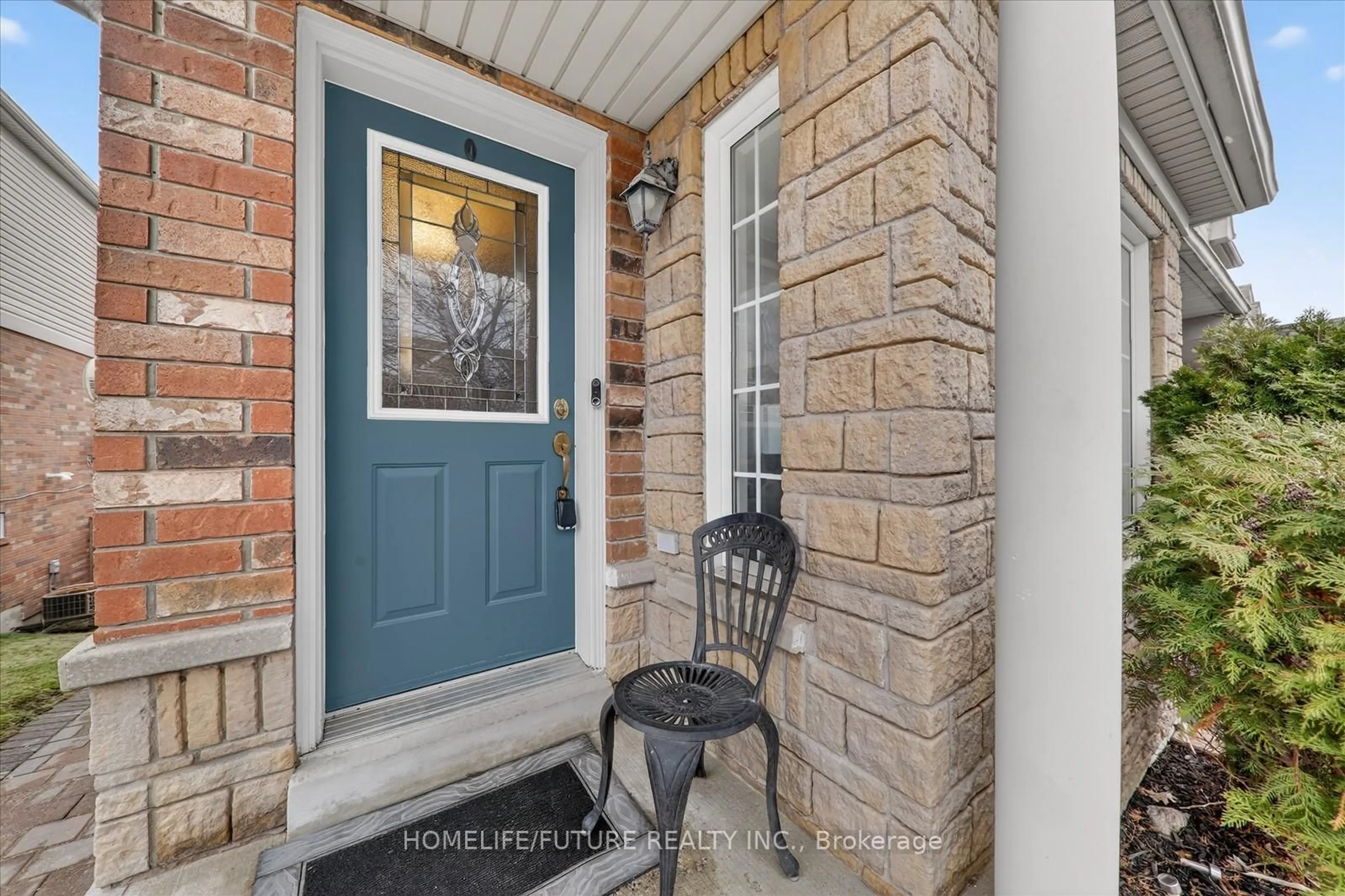 Indoor entryway for 91 Bean Cres, Ajax Ontario L1T 4N8