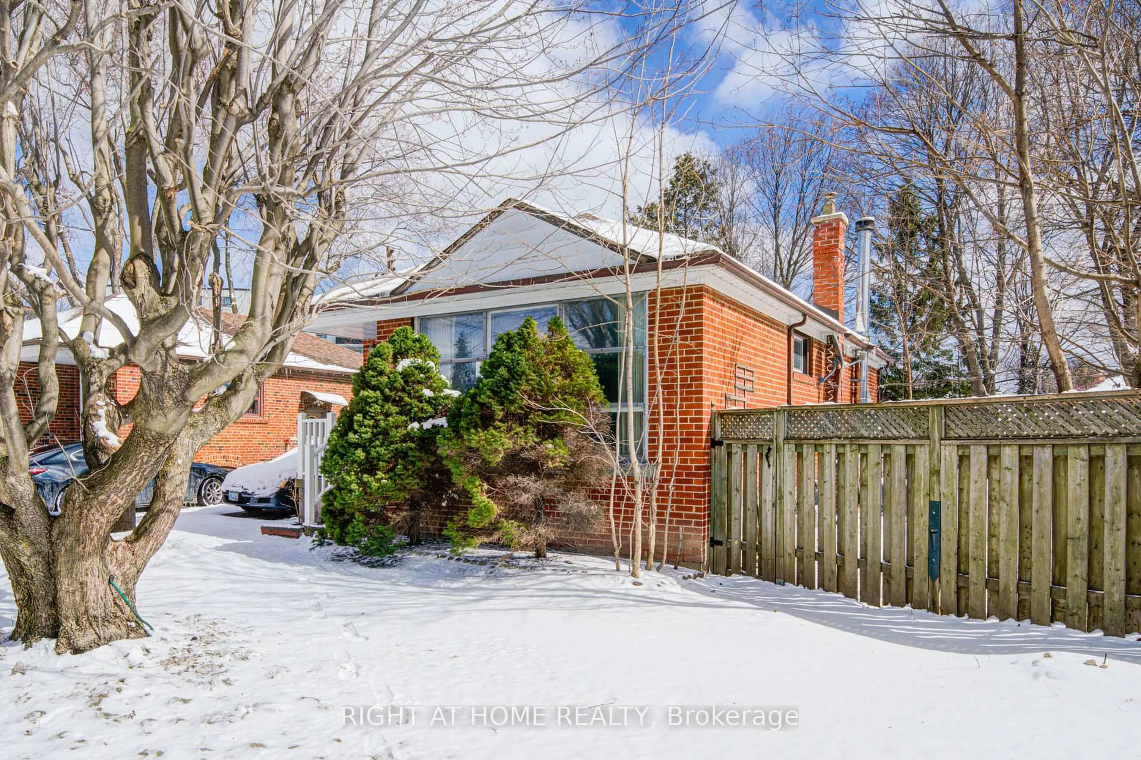 Home with brick exterior material, street for 25 Strode Dr, Toronto Ontario M1J 1L8