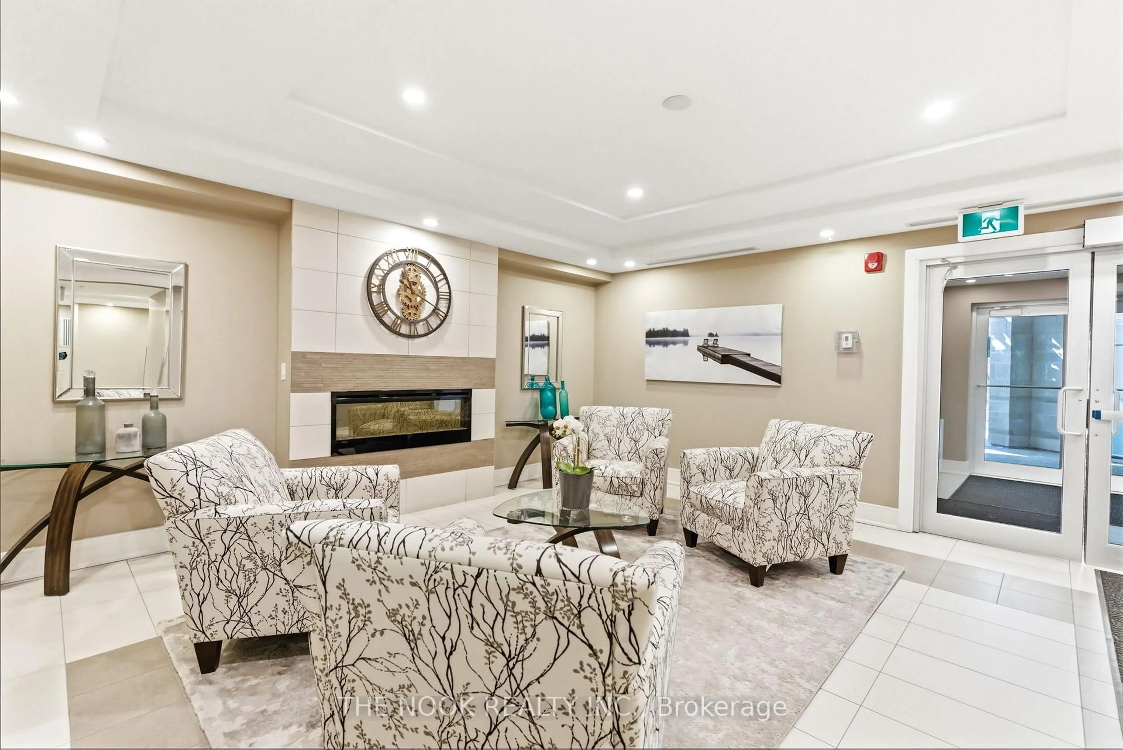 Lobby for 670 Gordon St #213, Whitby Ontario L1N 0K9