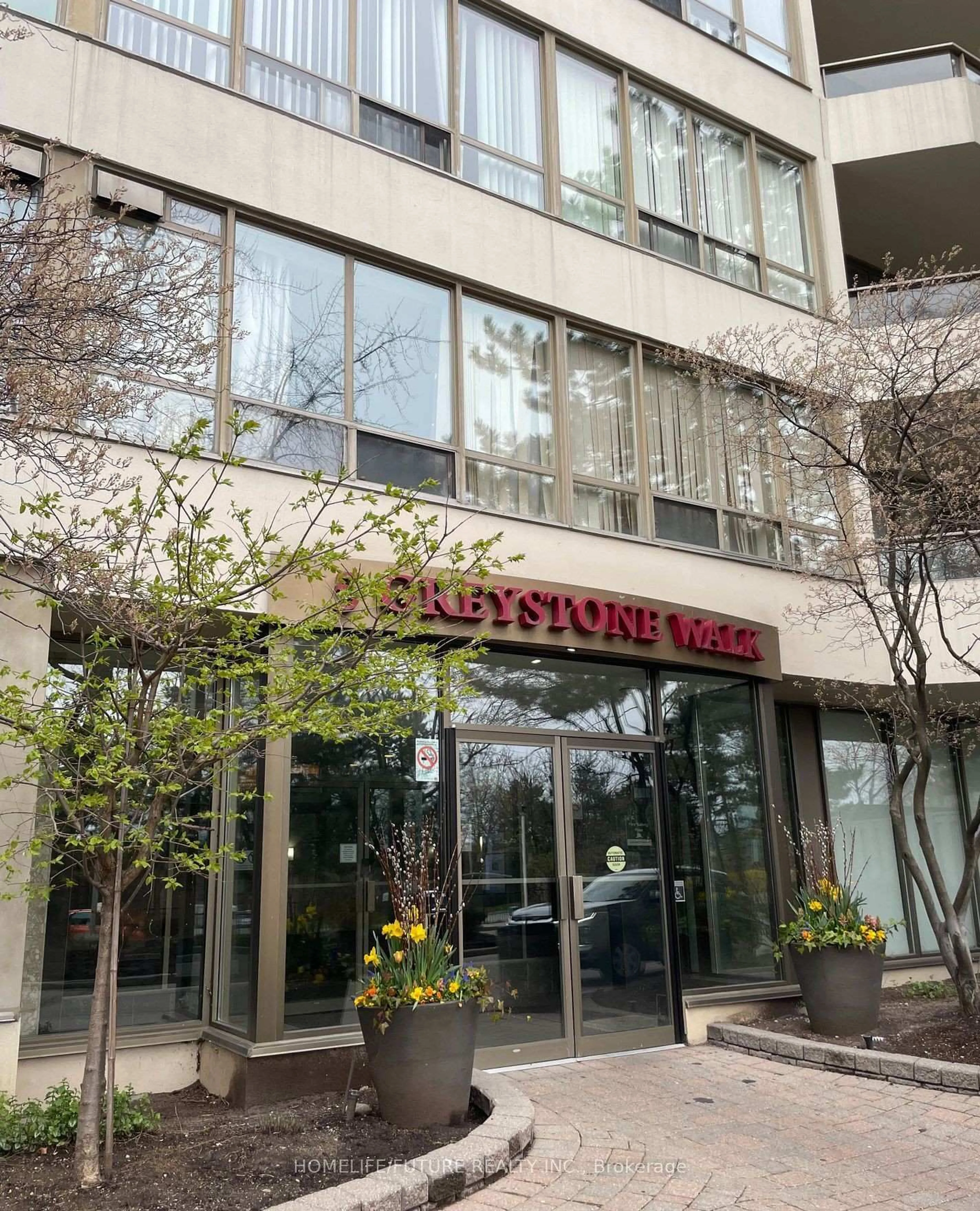 Indoor foyer for 5 Greystone Walk Dr #1807, Toronto Ontario M1K 5J5