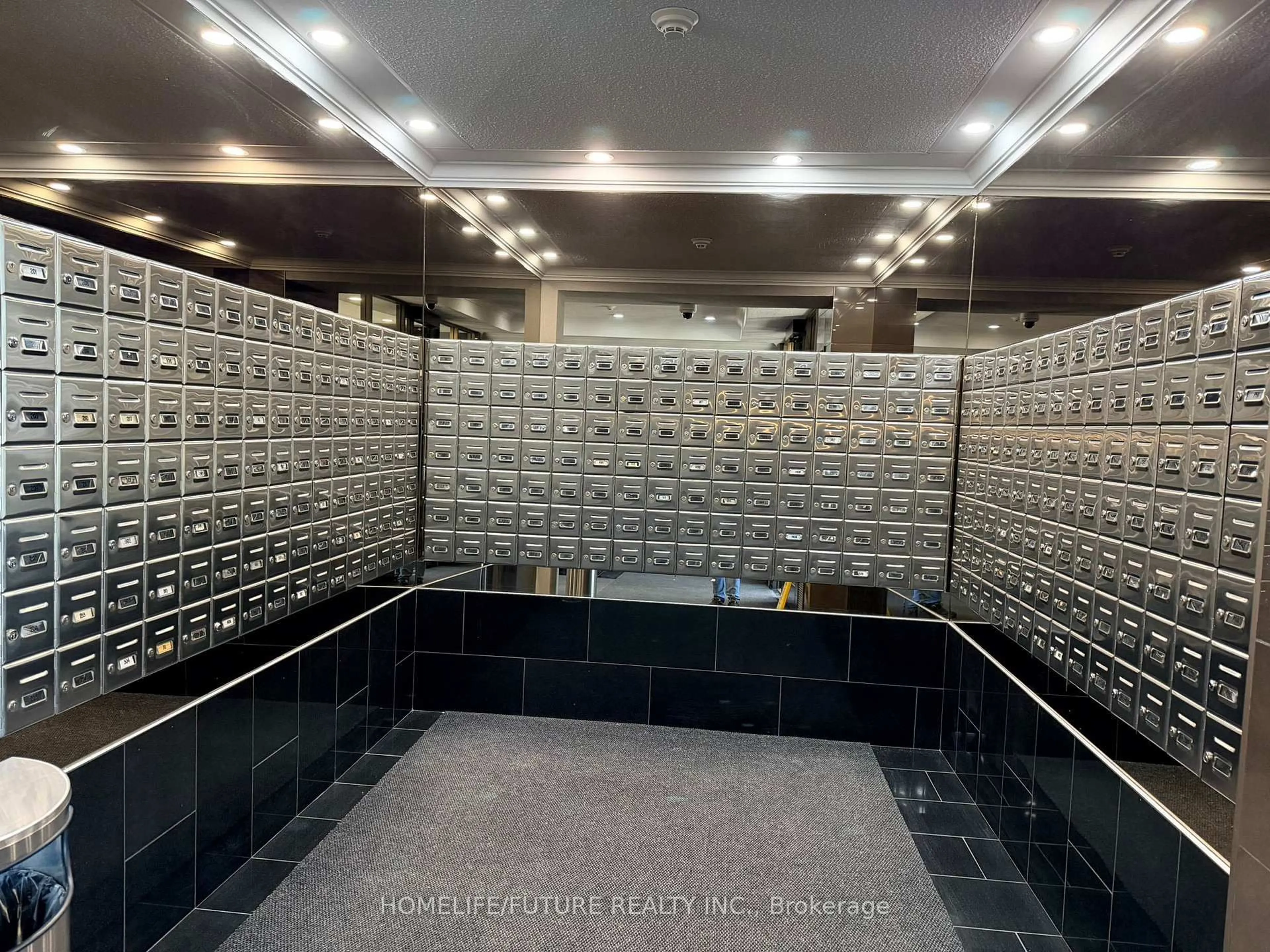 Unknown for 5 Greystone Walk Dr #1807, Toronto Ontario M1K 5J5