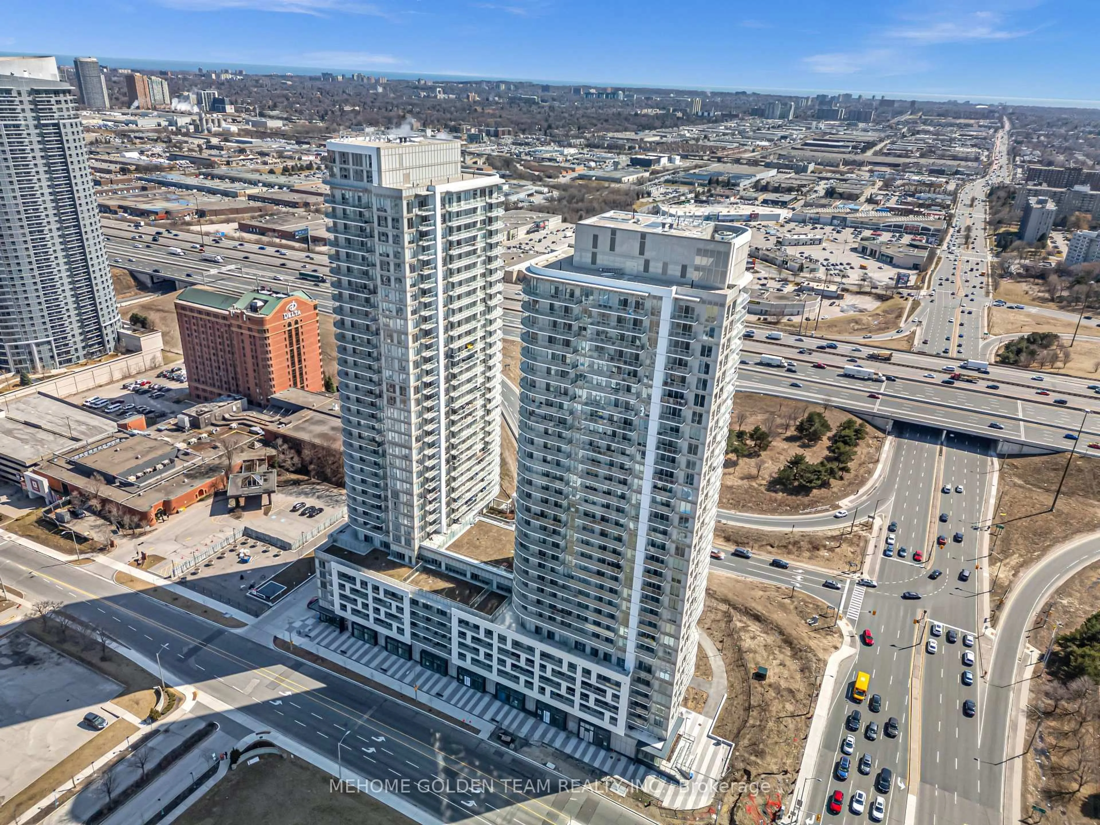 A pic from outside/outdoor area/front of a property/back of a property/a pic from drone, city buildings view from balcony for 2033 Kennedy Rd #2807, Toronto Ontario M1T 0B9